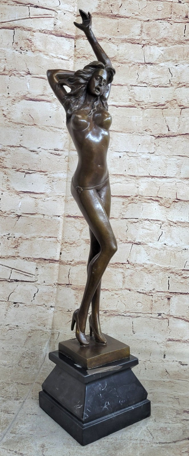 High Quality Bronze Black Male Athlete Body Sculpture - China Nude