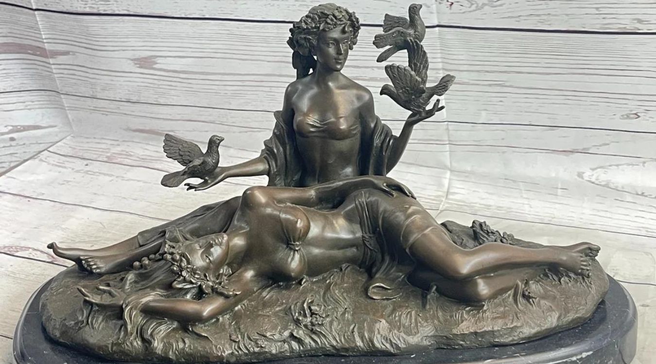 modern bronze sculpture