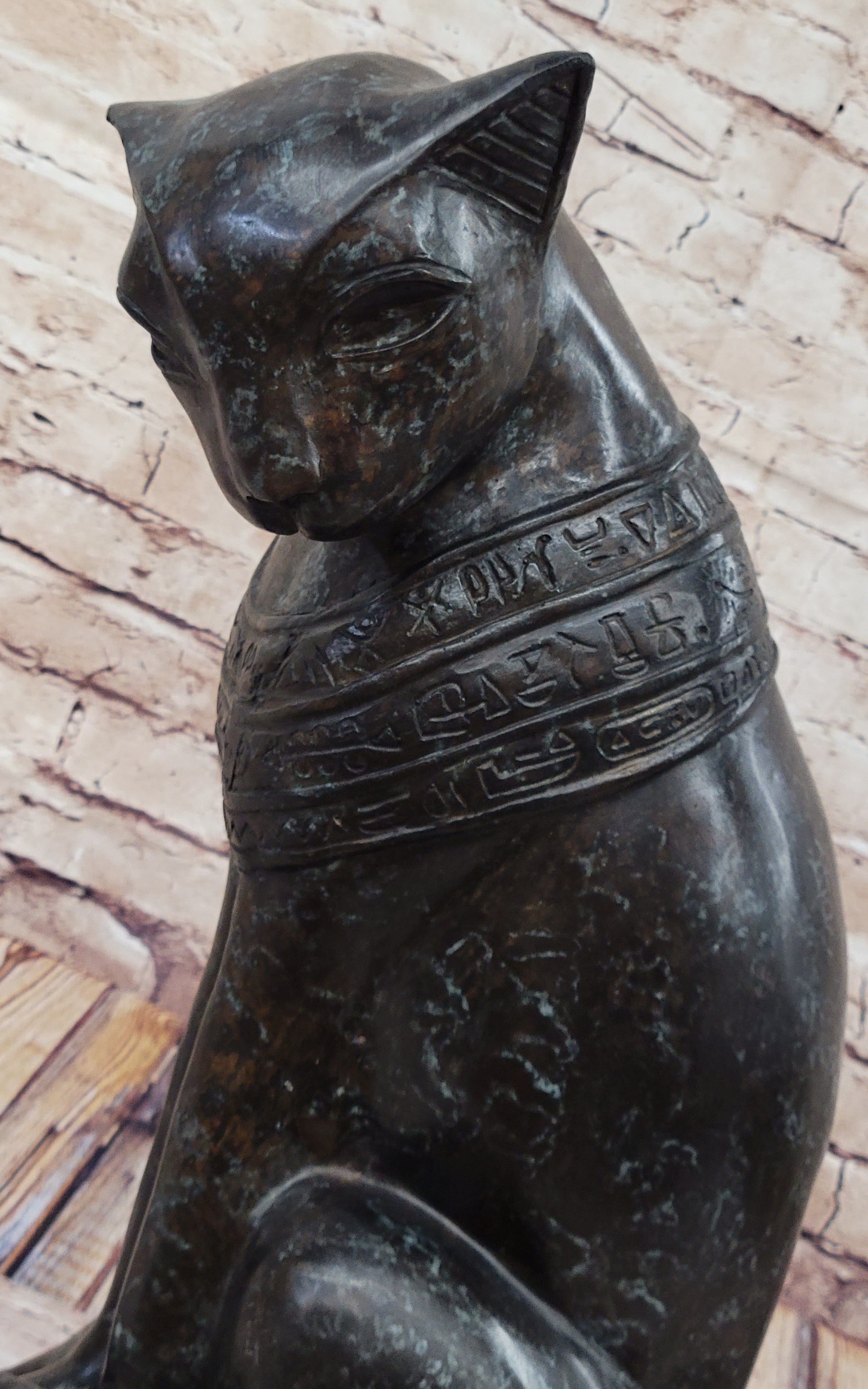 Egyptian Bronze Cat beautiful rare antiquity Lost Wax Method Artwork