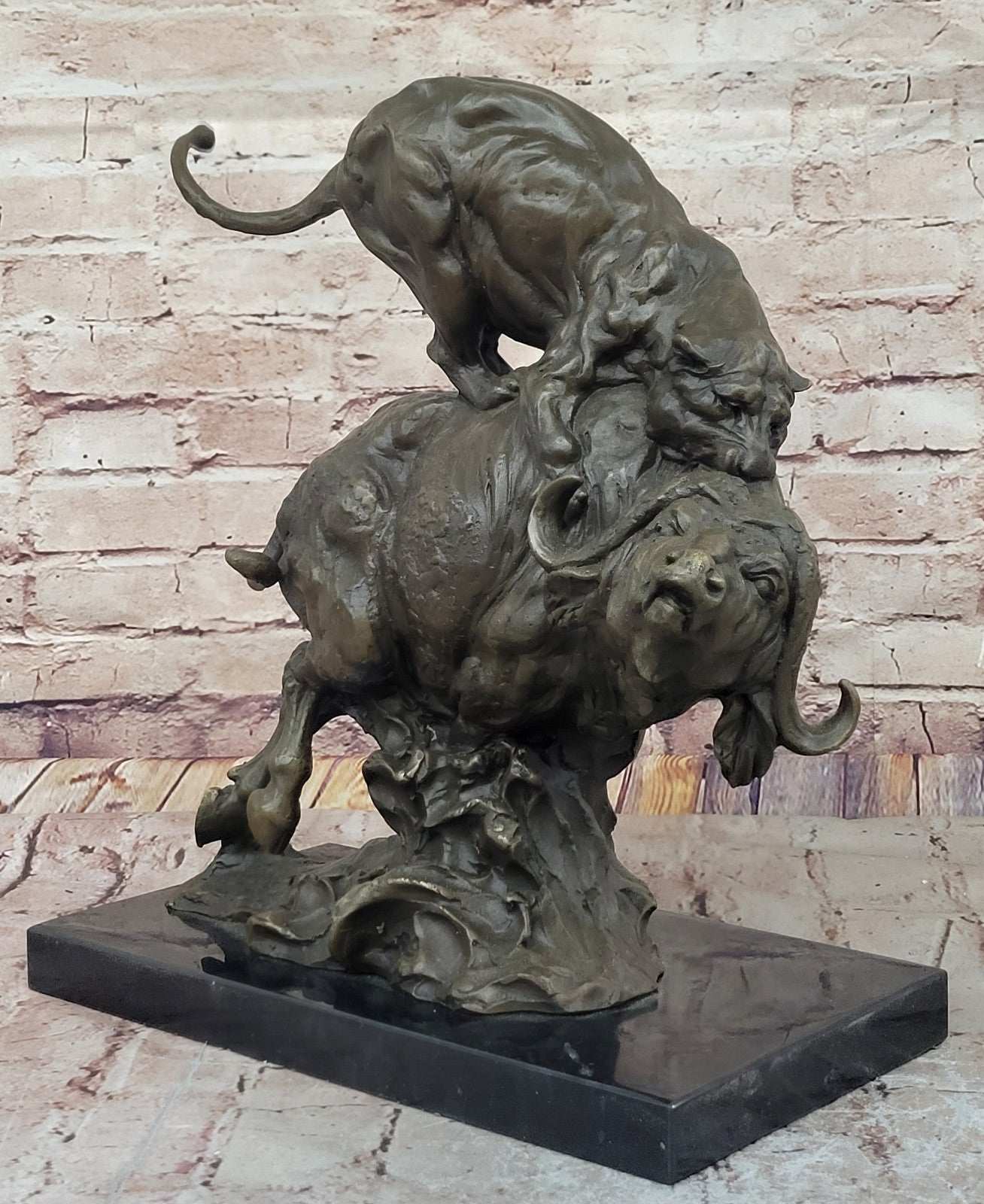 100% Bronze Animal Sculpture: Lioness Hunting Bull Signed Milo Wildlife Statue