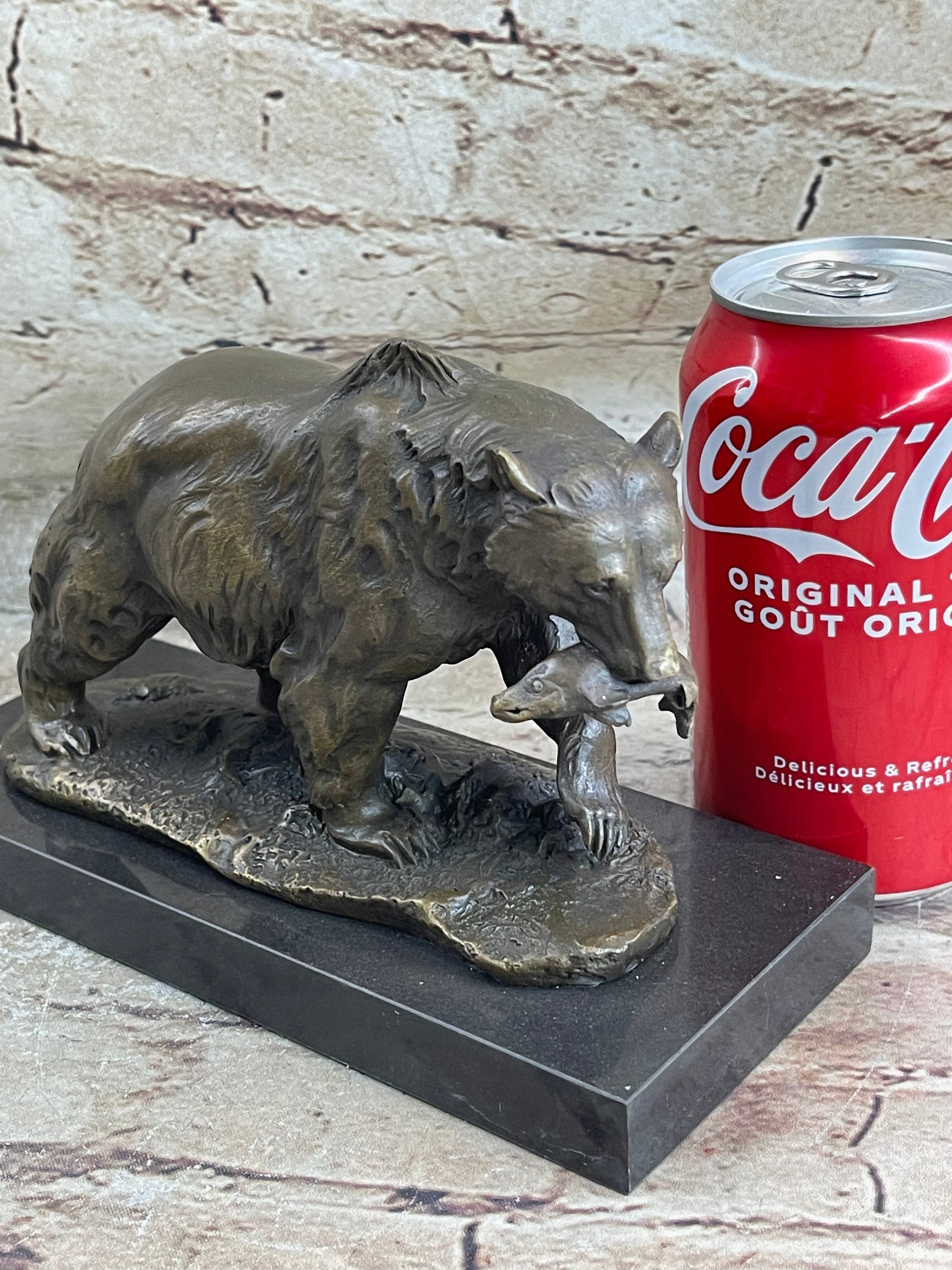 Bronze grizzly bear, fish, bronze sculpture, bronze figure, sculpture, figure