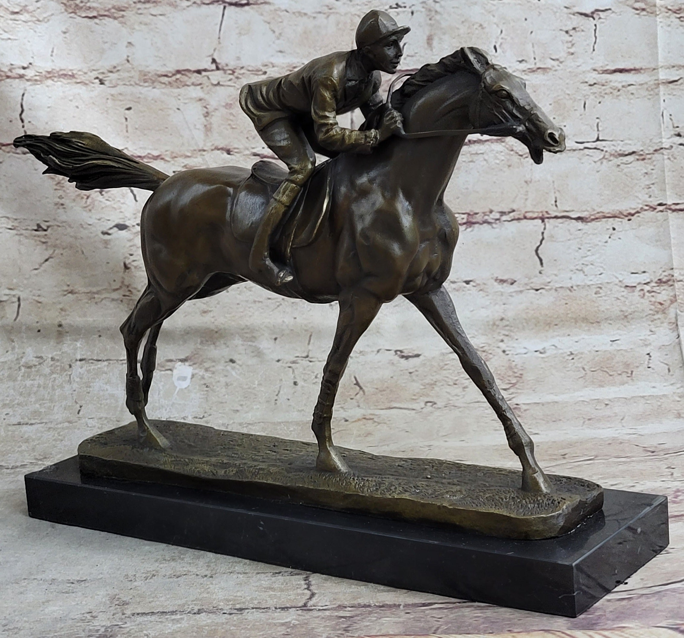 Bronze Sculpture Great Detail a Jockey and Thoroughbred Horse Hot Cast Decor Art