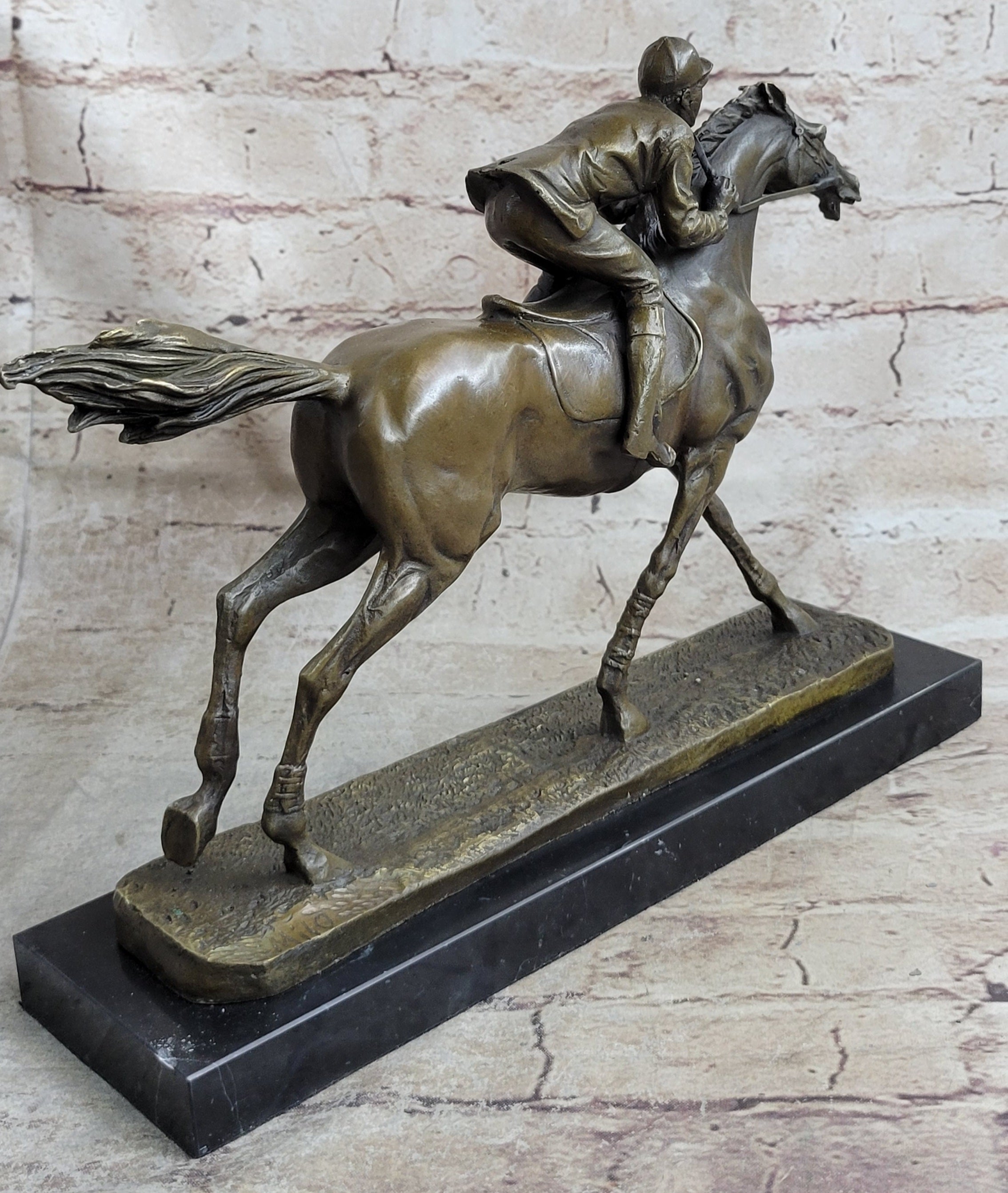 Bronze Sculpture Great Detail a Jockey and Thoroughbred Horse Hot Cast Decor Art