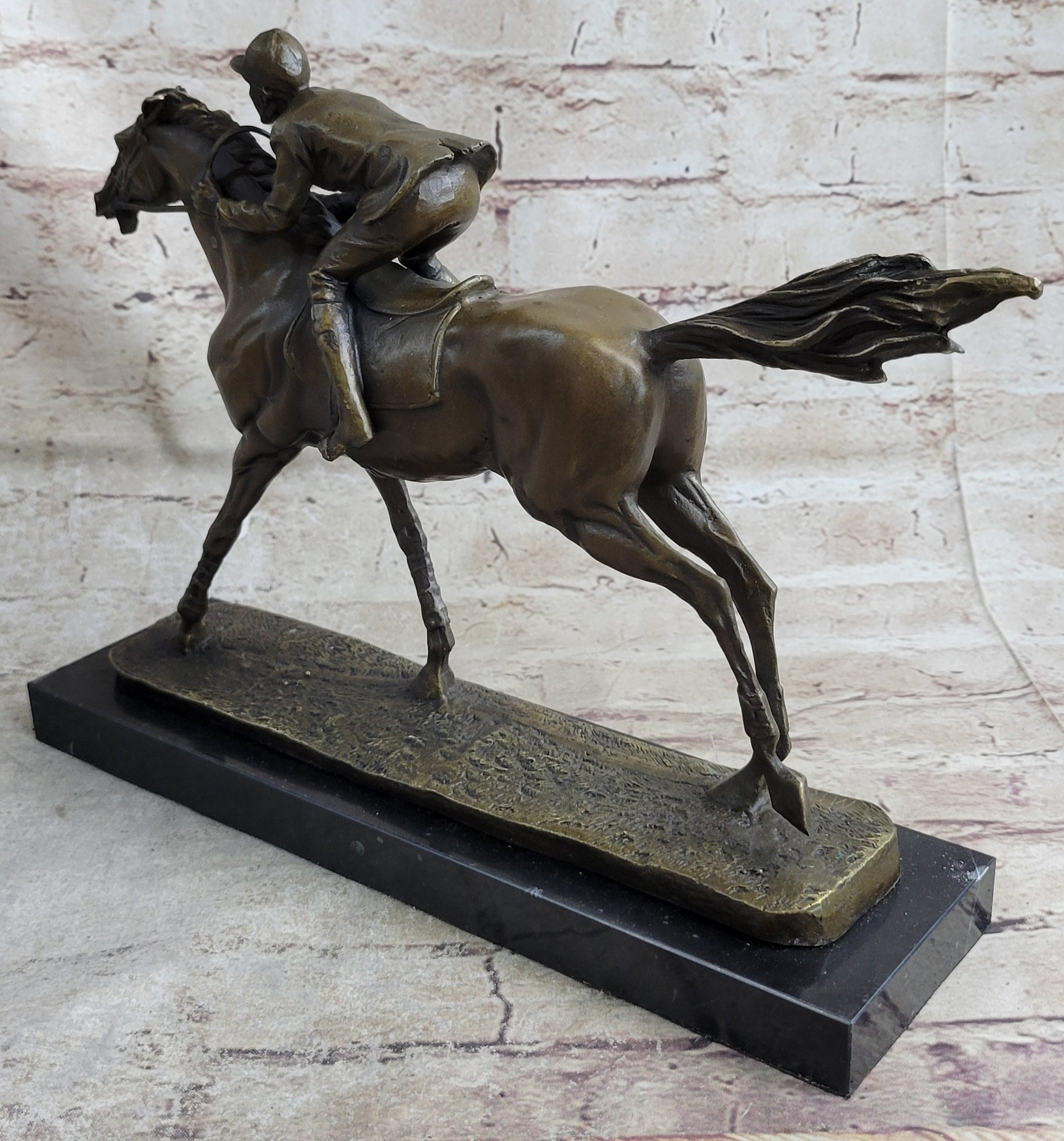 Bronze Sculpture Great Detail a Jockey and Thoroughbred Horse Hot Cast Decor Art