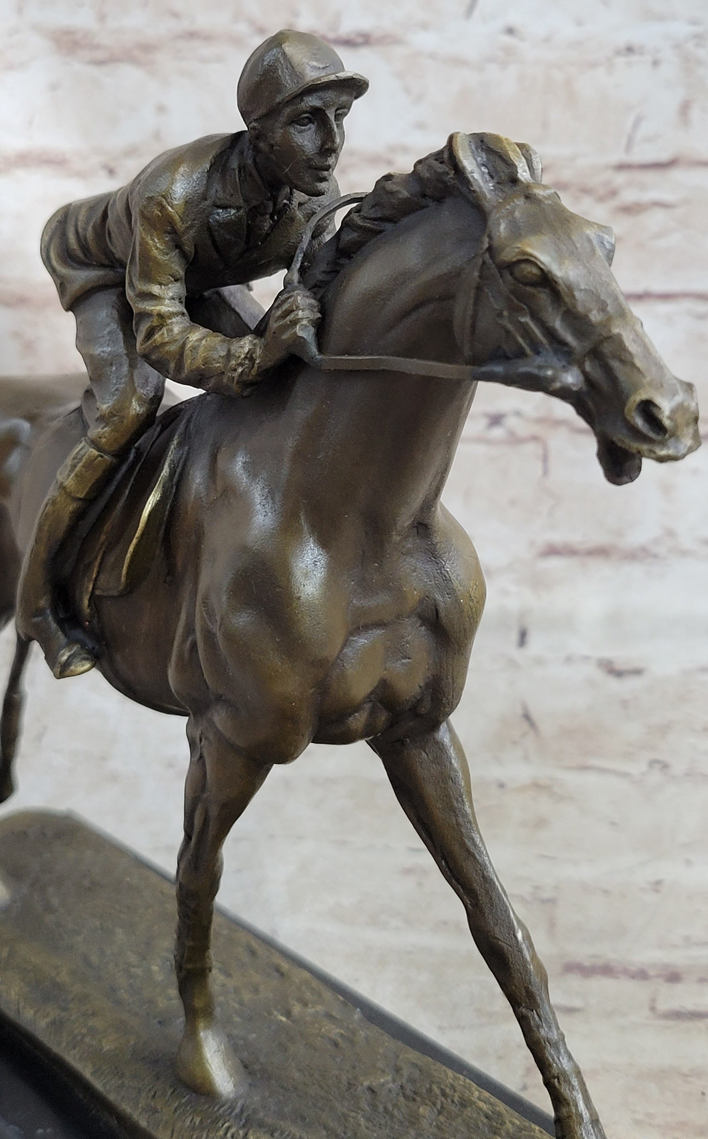 Bronze Sculpture Great Detail a Jockey and Thoroughbred Horse Hot Cast Decor Art