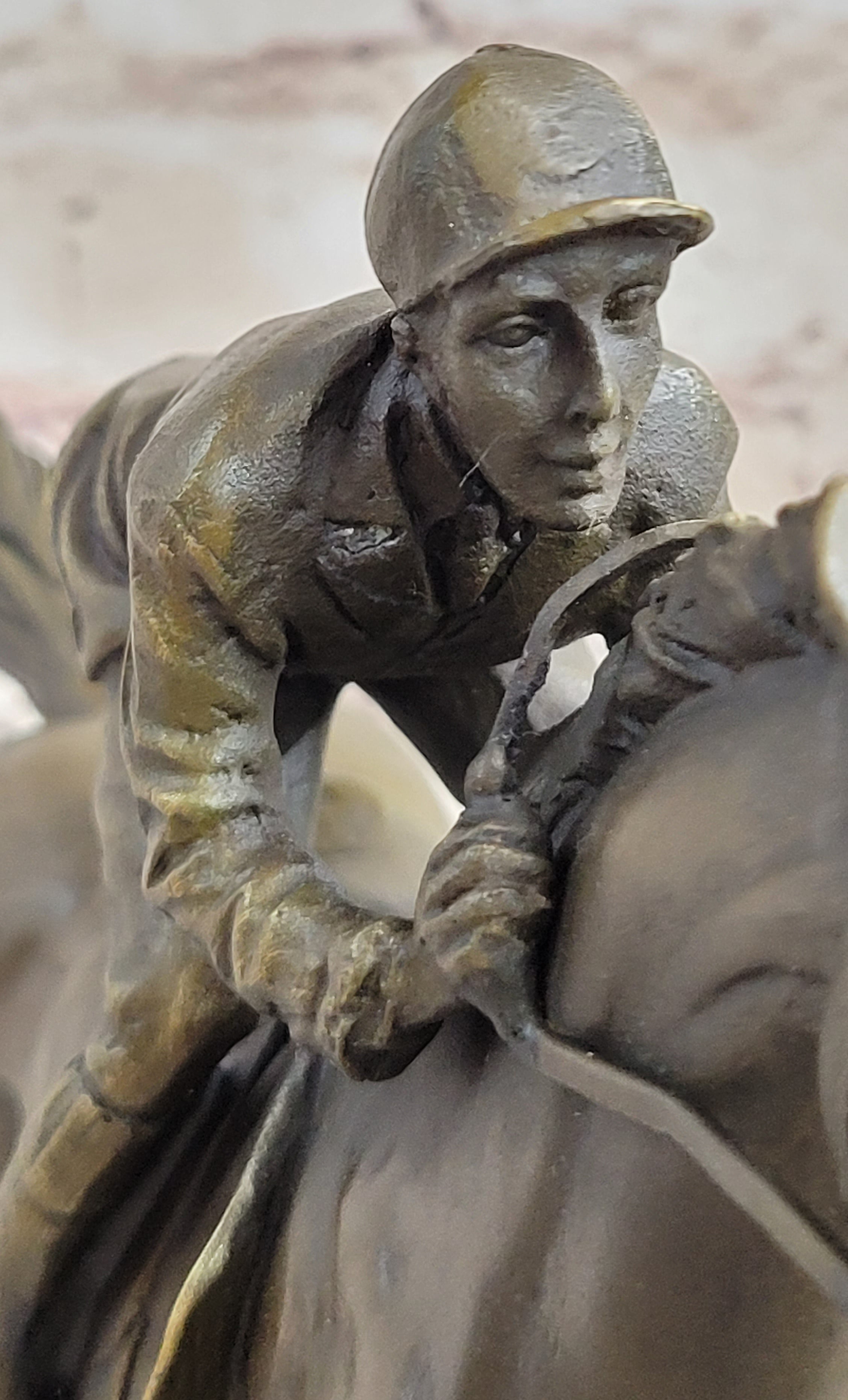 Bronze Sculpture Great Detail a Jockey and Thoroughbred Horse Hot Cast Decor Art