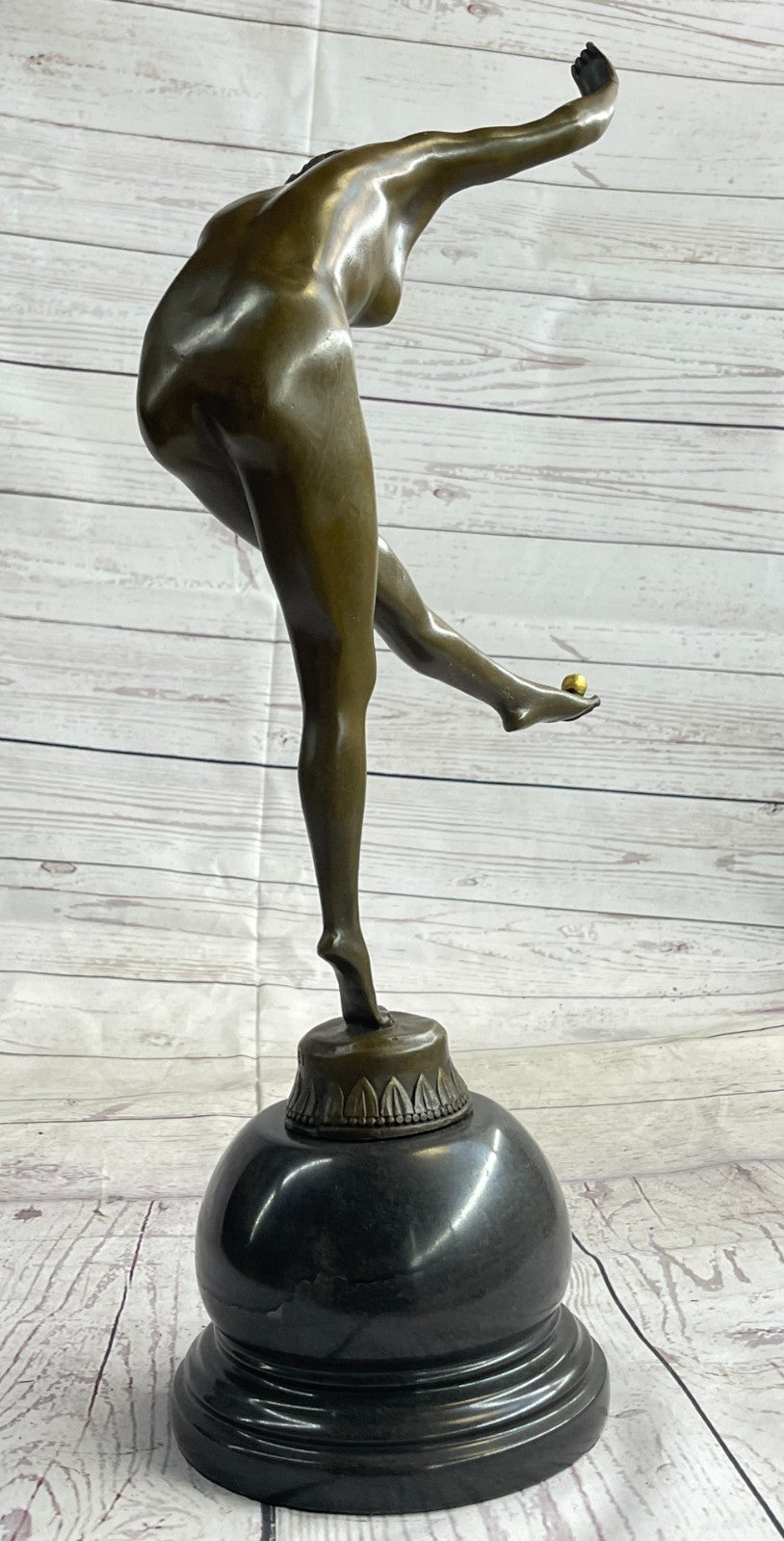 NUDE CLAIRE ROBERTE COLINET (1890-1940) PATINATED ART DECO BRONZE, THE JUGGLER