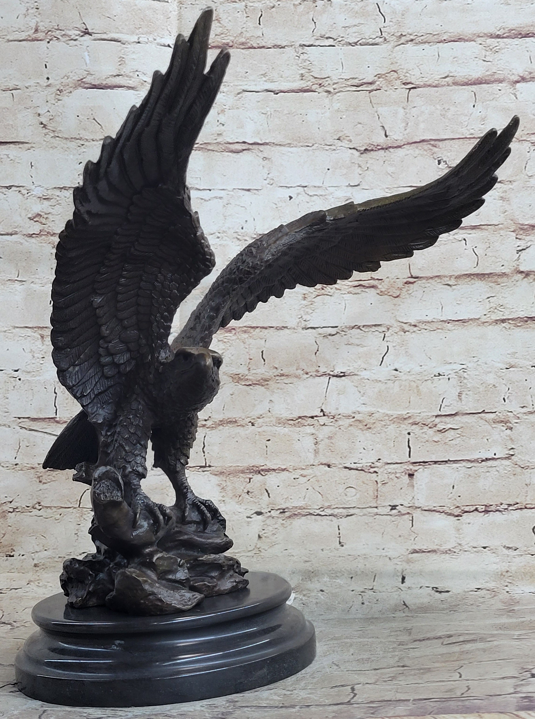 Handcrafted bronze sculpture SALE Deco Art Eagle Bald American Hawk Size Life