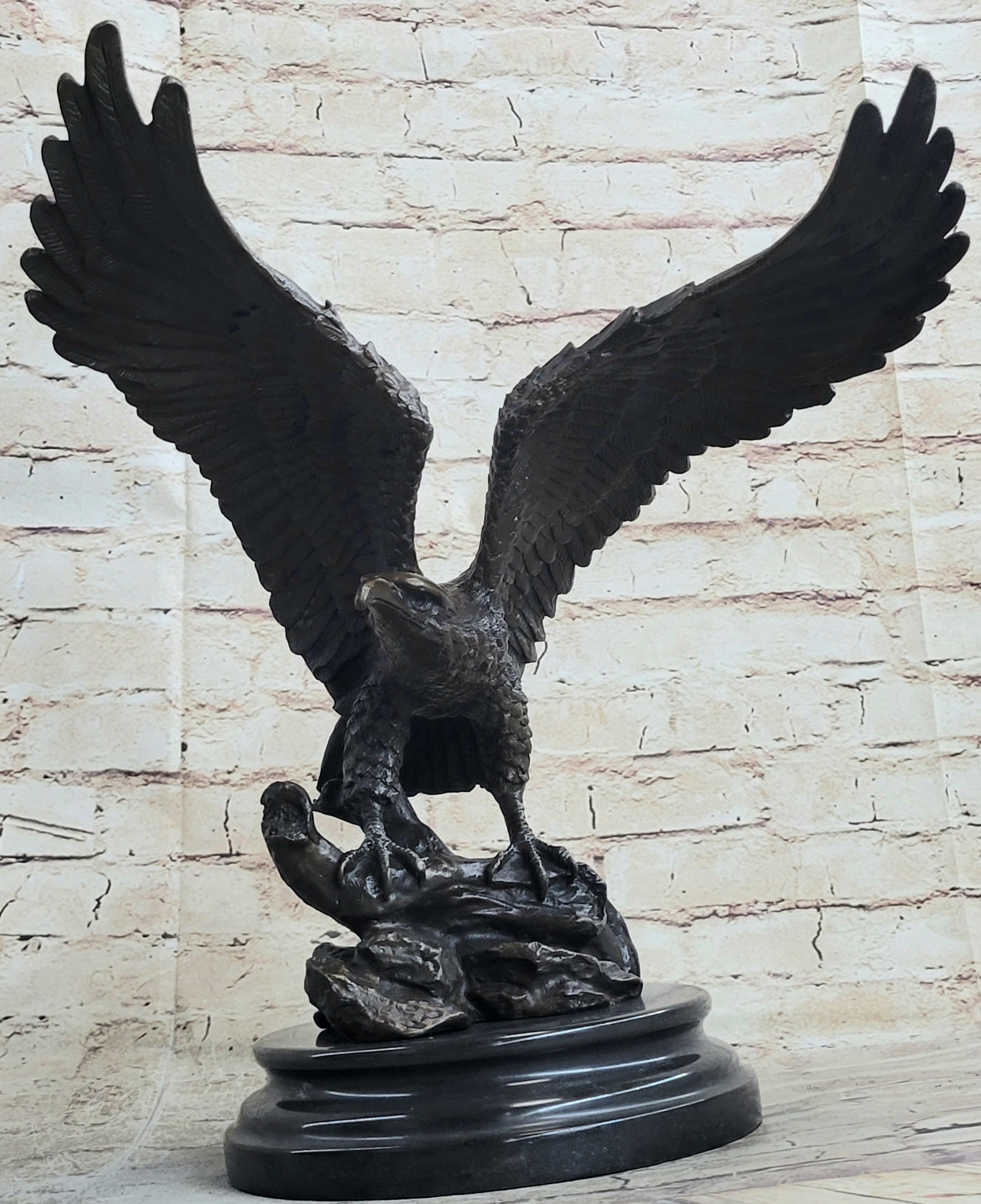 Handcrafted bronze sculpture SALE Deco Art Eagle Bald American Hawk Size Life