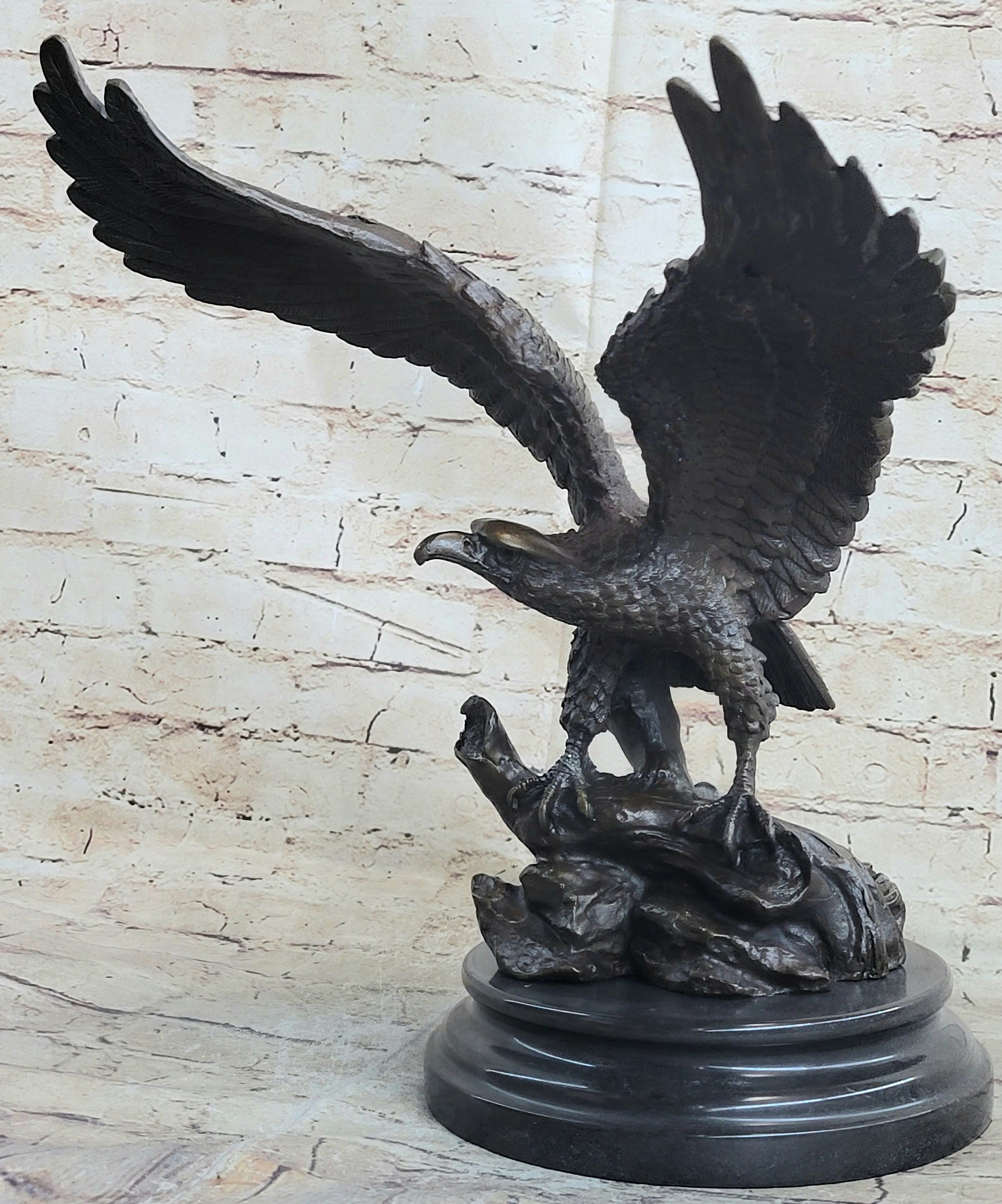 Handcrafted bronze sculpture SALE Deco Art Eagle Bald American Hawk Size Life