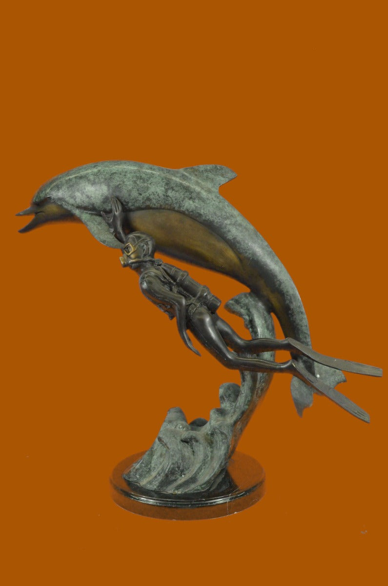 Statue, MKV Diver, "On the Move", Bronze, with Large Whale Figurine Marble Figure