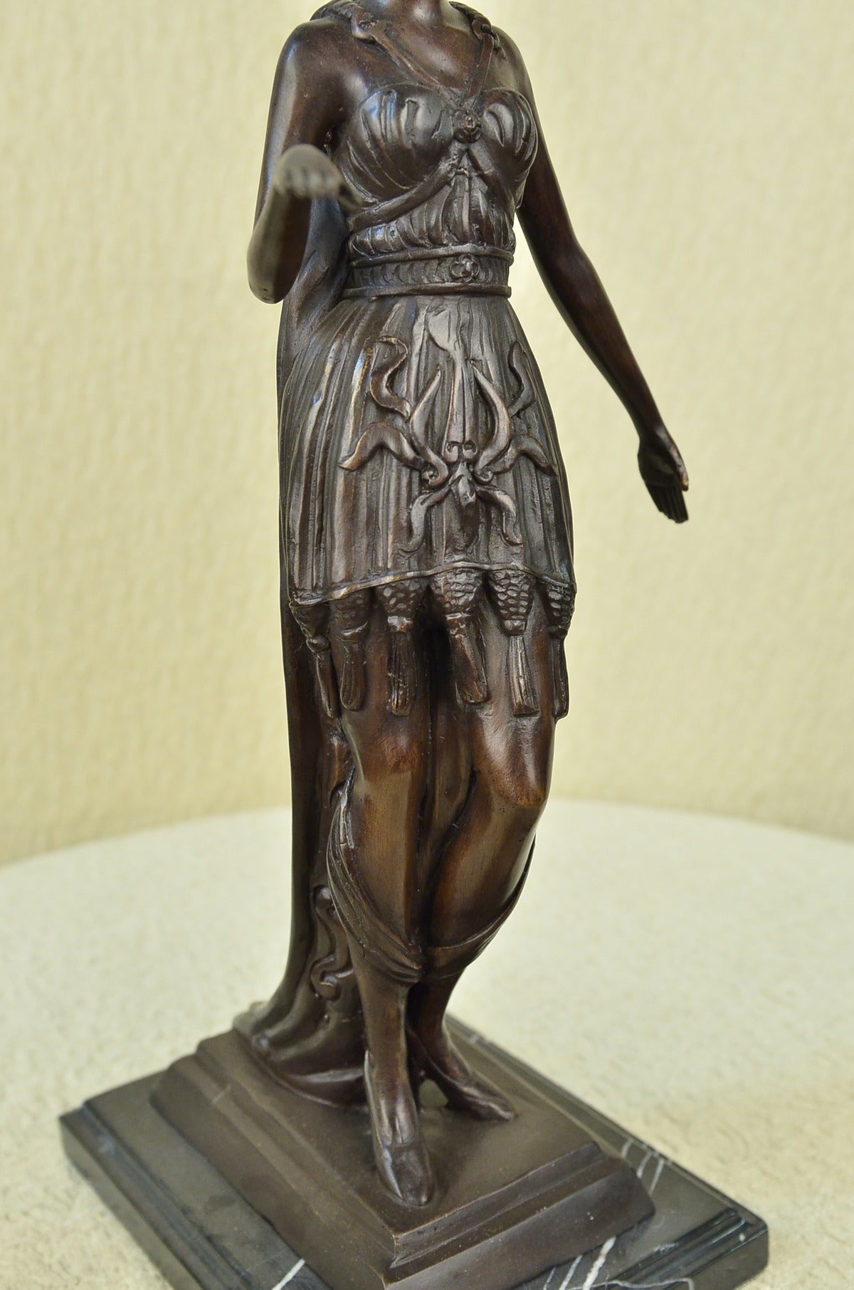 Details about  Handcrafted bronze sculpture SALE Bas Marble Lady Knight Woman W