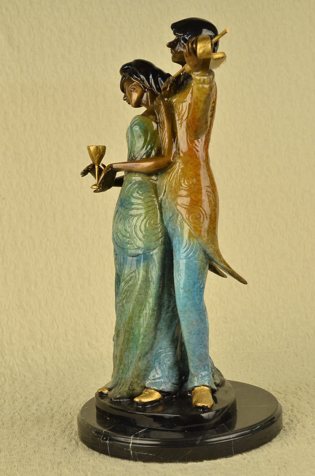 Handcrafted bronze sculpture SALE Hot Player Violin Lady Young Serenading Man