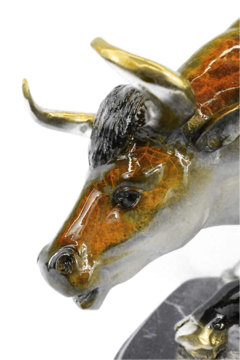 Hot Cast Limited Edition Stock Market Bull Bronze Sculpture Figurine Decor Gift