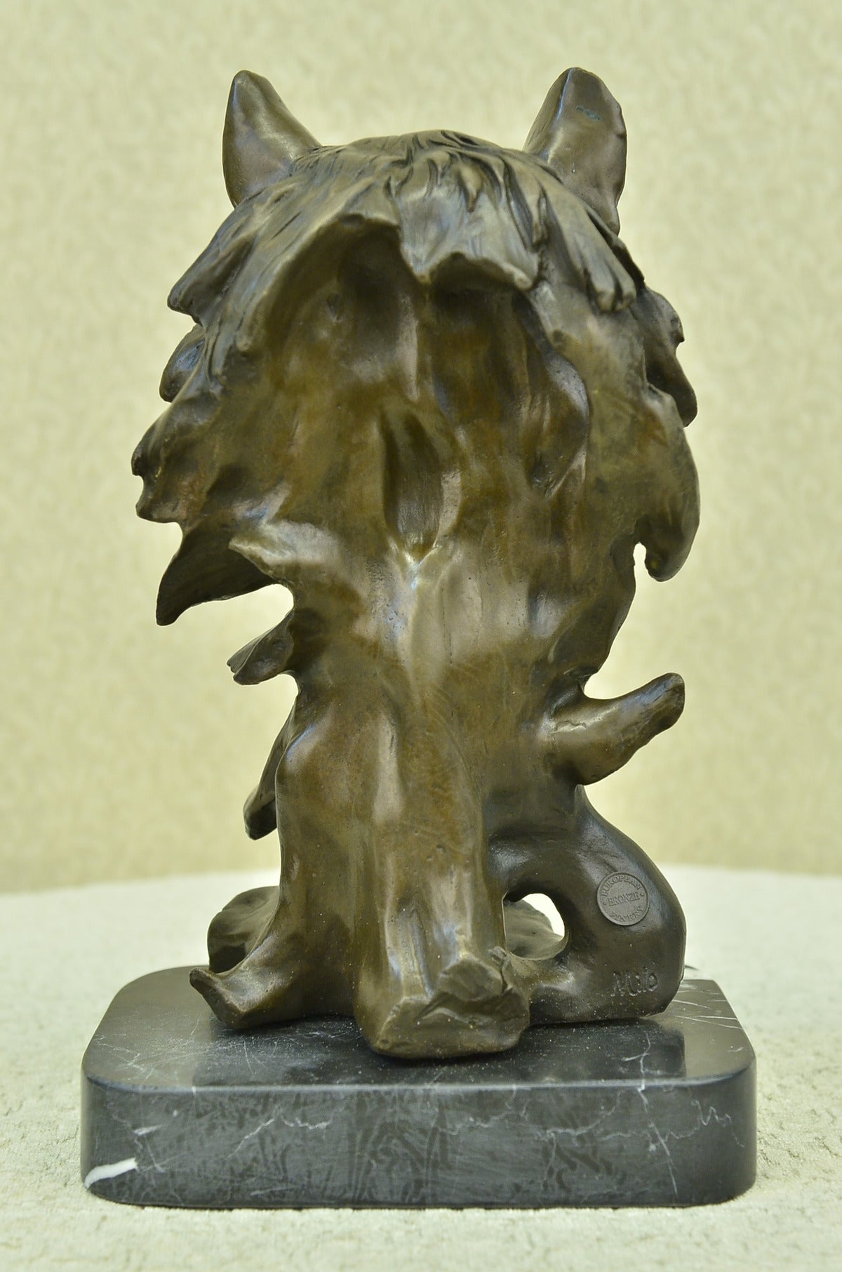 Bronze Sculpture, Hand Made Statue Animal "Wolf Howling At The Moon Figurine Art