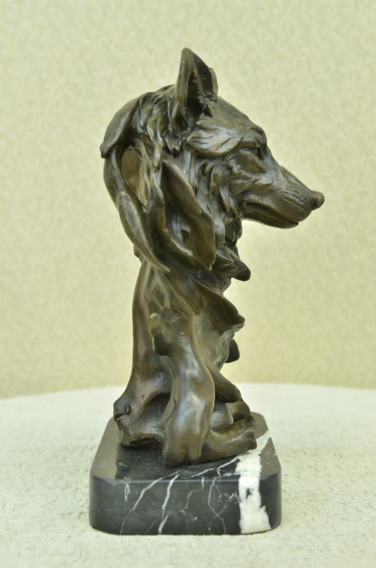 Bronze Sculpture, Hand Made Statue Animal "Wolf Howling At The Moon Figurine Art