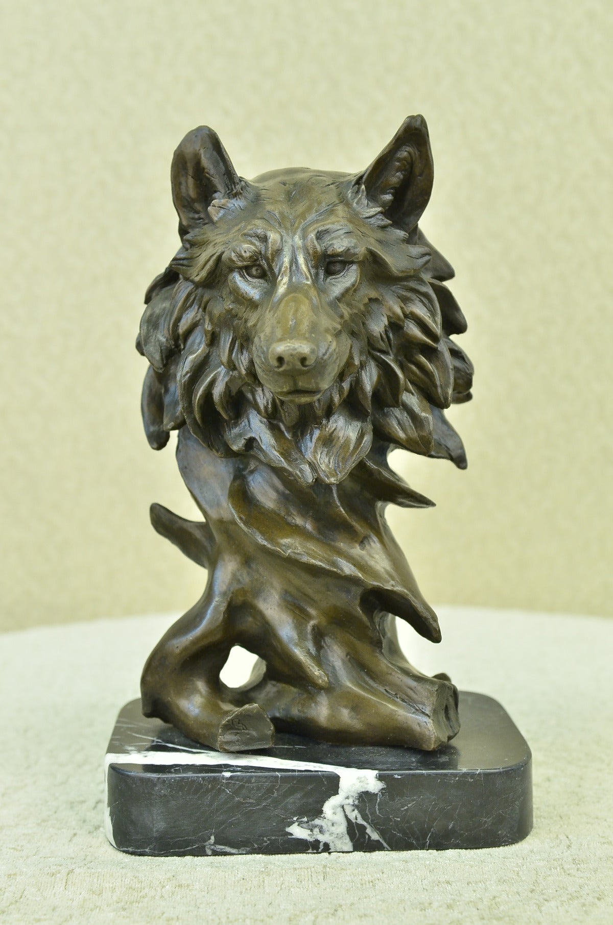 Bronze Sculpture, Hand Made Statue Animal "Wolf Howling At The Moon Figurine Art