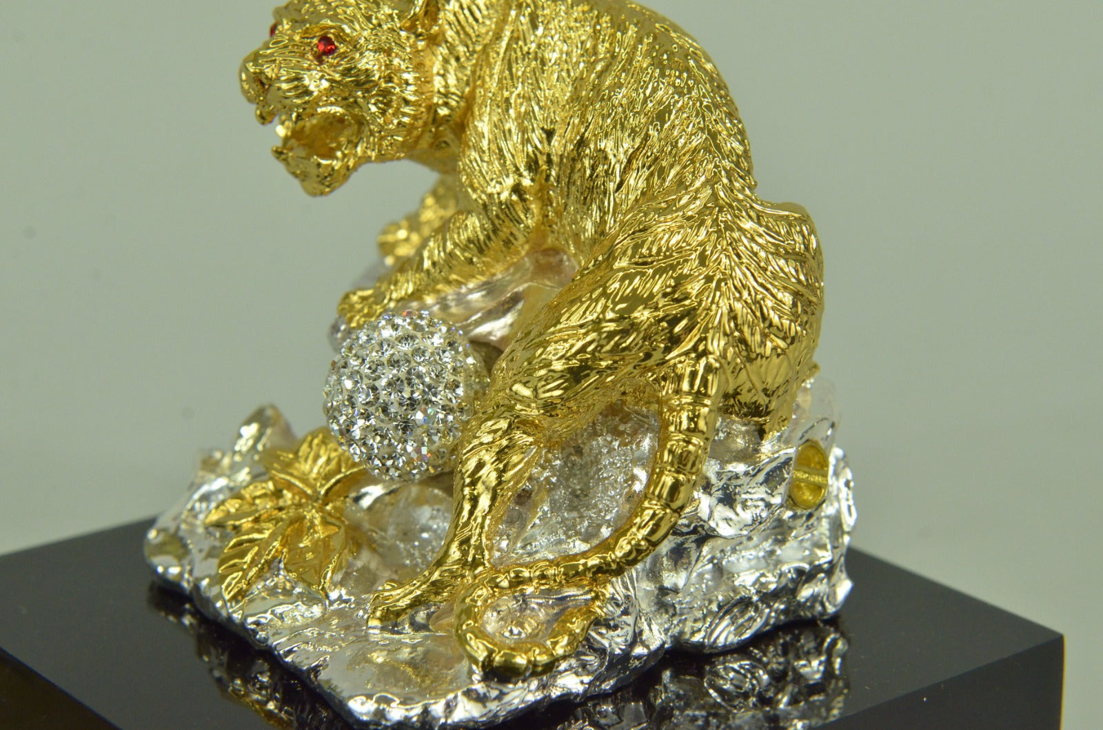 24K Folk Chinese Fengshui Wild Tiger Zodiac Bronze Ferocious Animal Run Figure