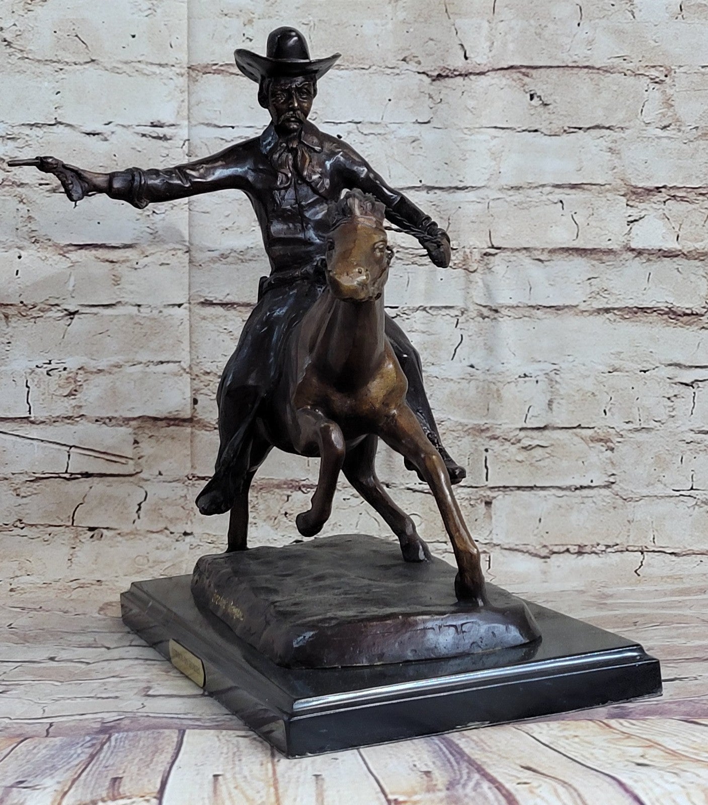 WESTERN COWBOY ON HORSE Handcrafted Decor Art Bronze Sculpture Statue Figurine T