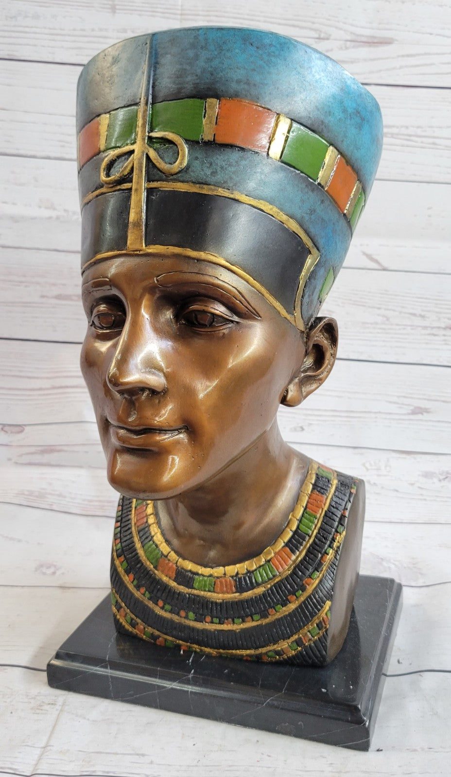 Beautiful Bronze ART sculpture head statue Nefertiti ancient Egyptian queen DEAL