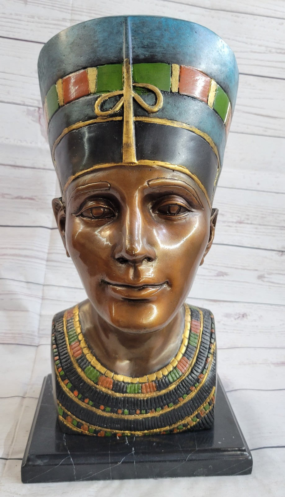 Beautiful Bronze ART sculpture head statue Nefertiti ancient Egyptian queen DEAL