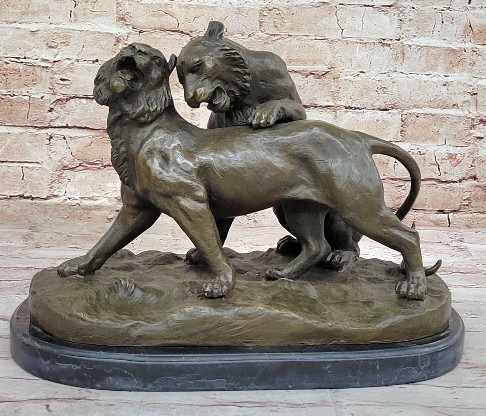 Hot Cast Wildlife Sculpture: Charles Valton`s Signed Bronze Mountain Lion Statue