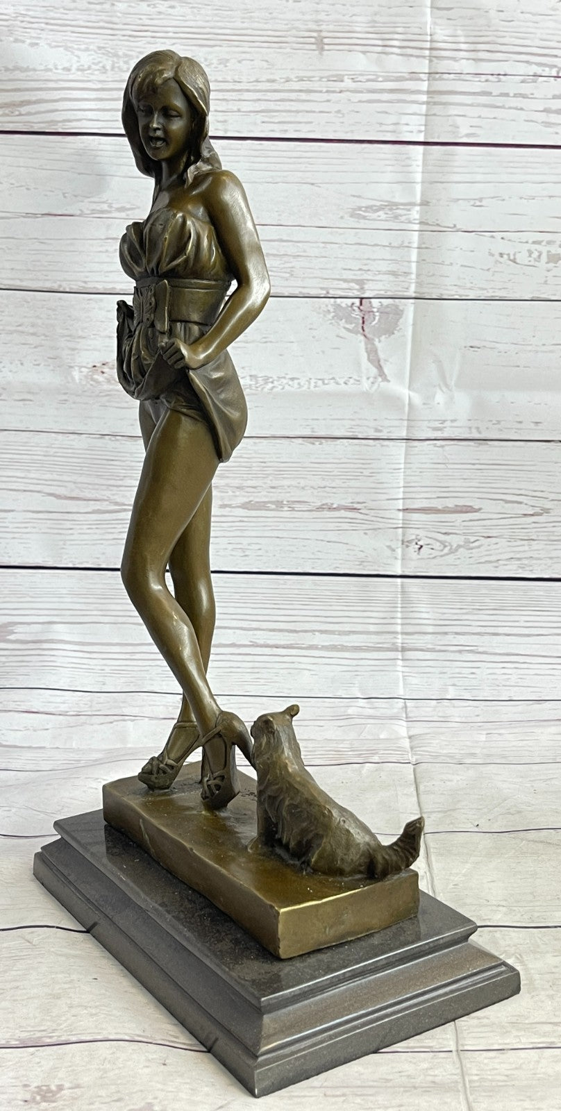 Handcrafted bronze sculpture Nude Woman Alluring Vitaleh Aldo Original Signed