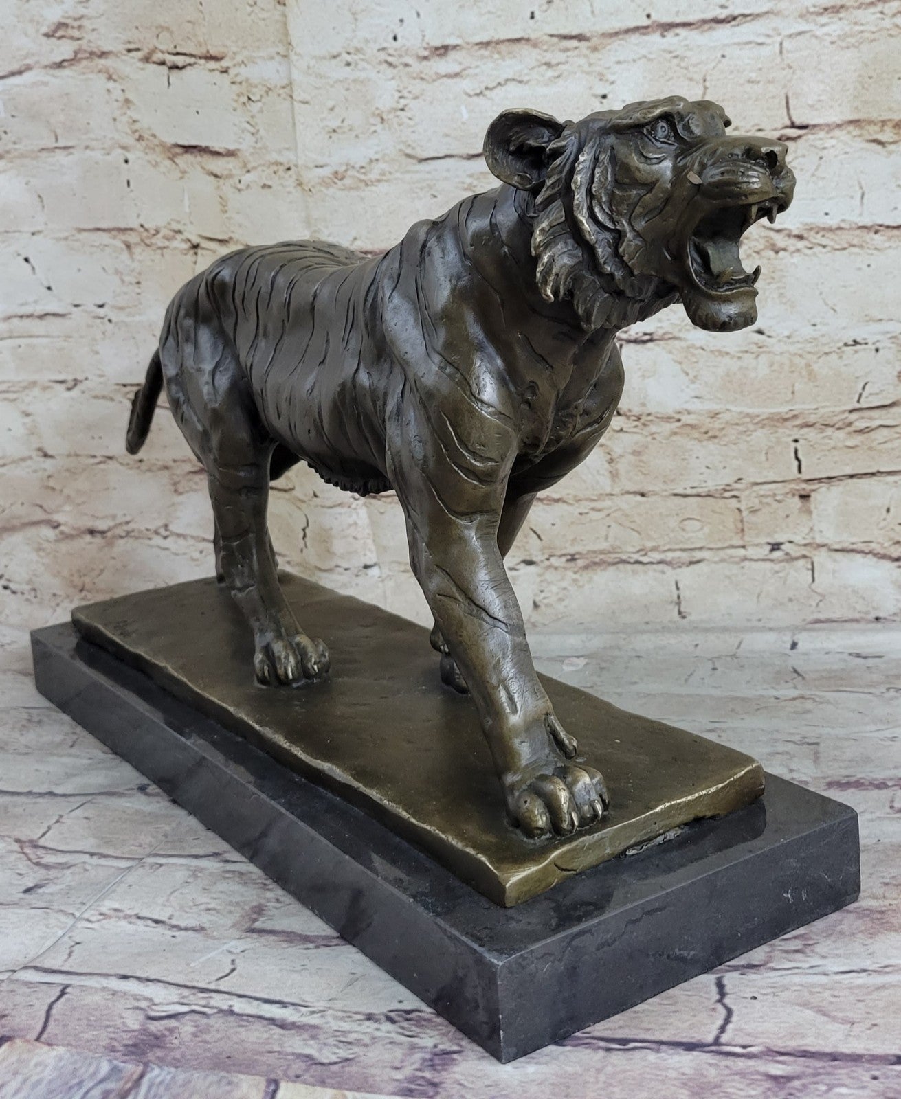 BRONZE WALKING TIGER AFTER ANTOINE-LOUIS BARYE BY LOST WAX METHOD FIGURINE