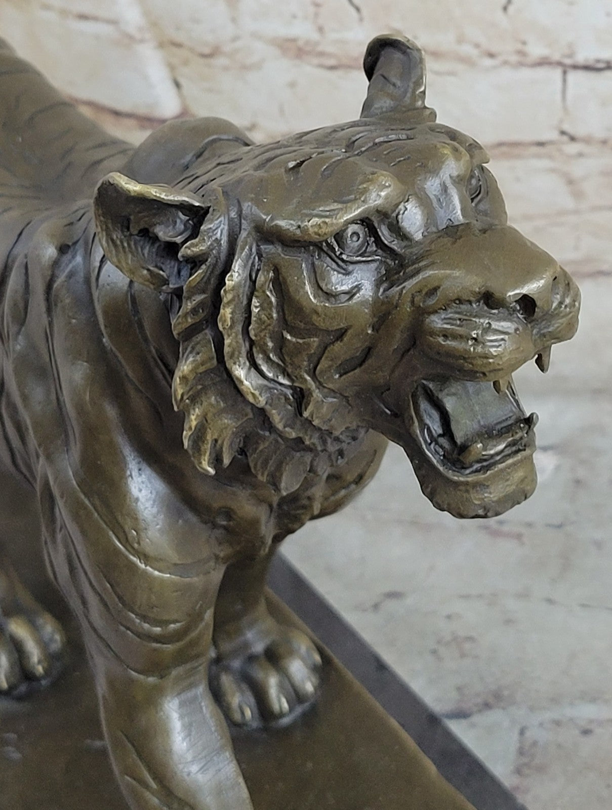 BRONZE WALKING TIGER AFTER ANTOINE-LOUIS BARYE BY LOST WAX METHOD FIGURINE