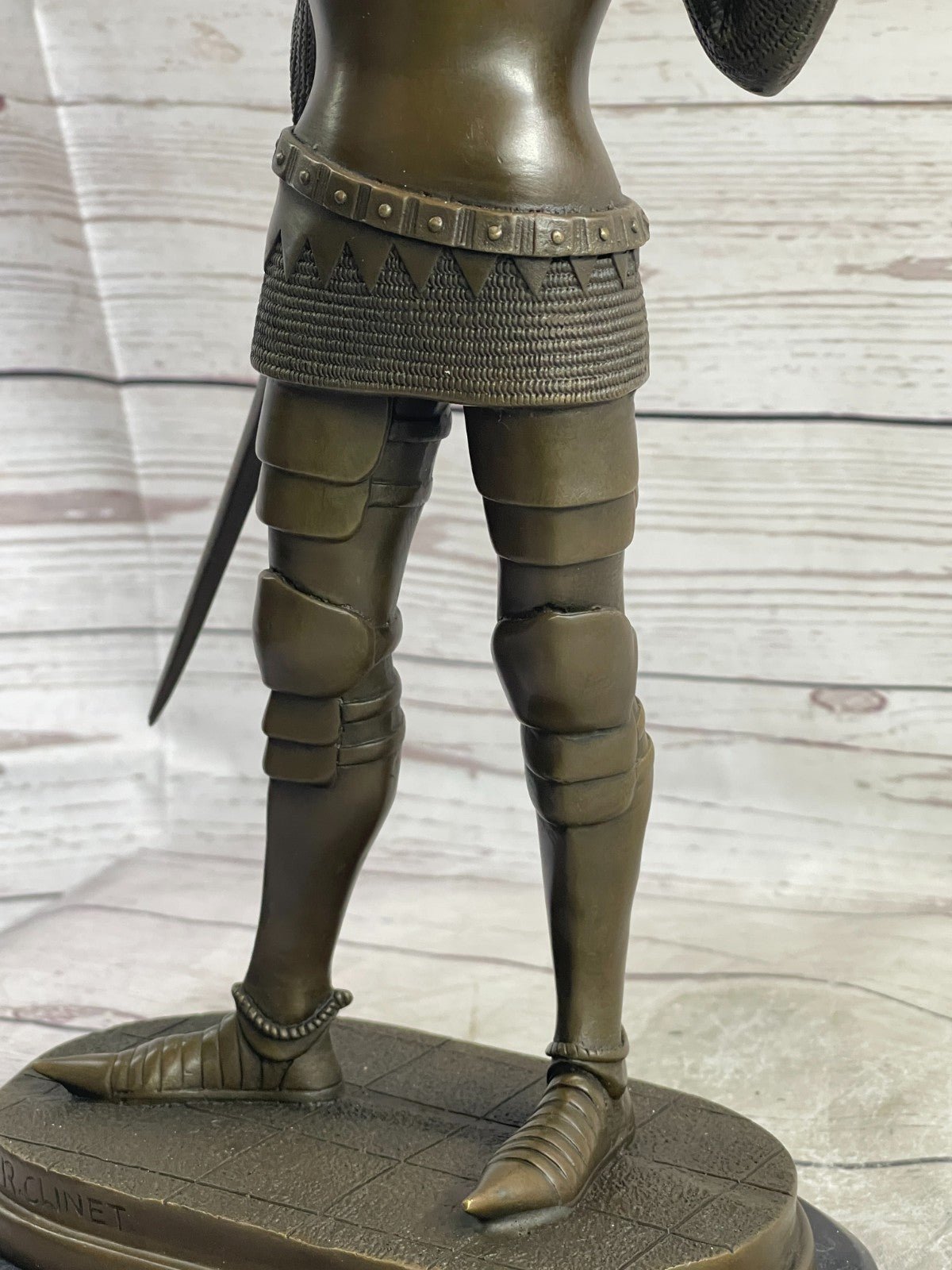 Hot Cast European Knight With Armor and Sword Bronze Sculpture Marble Figurine