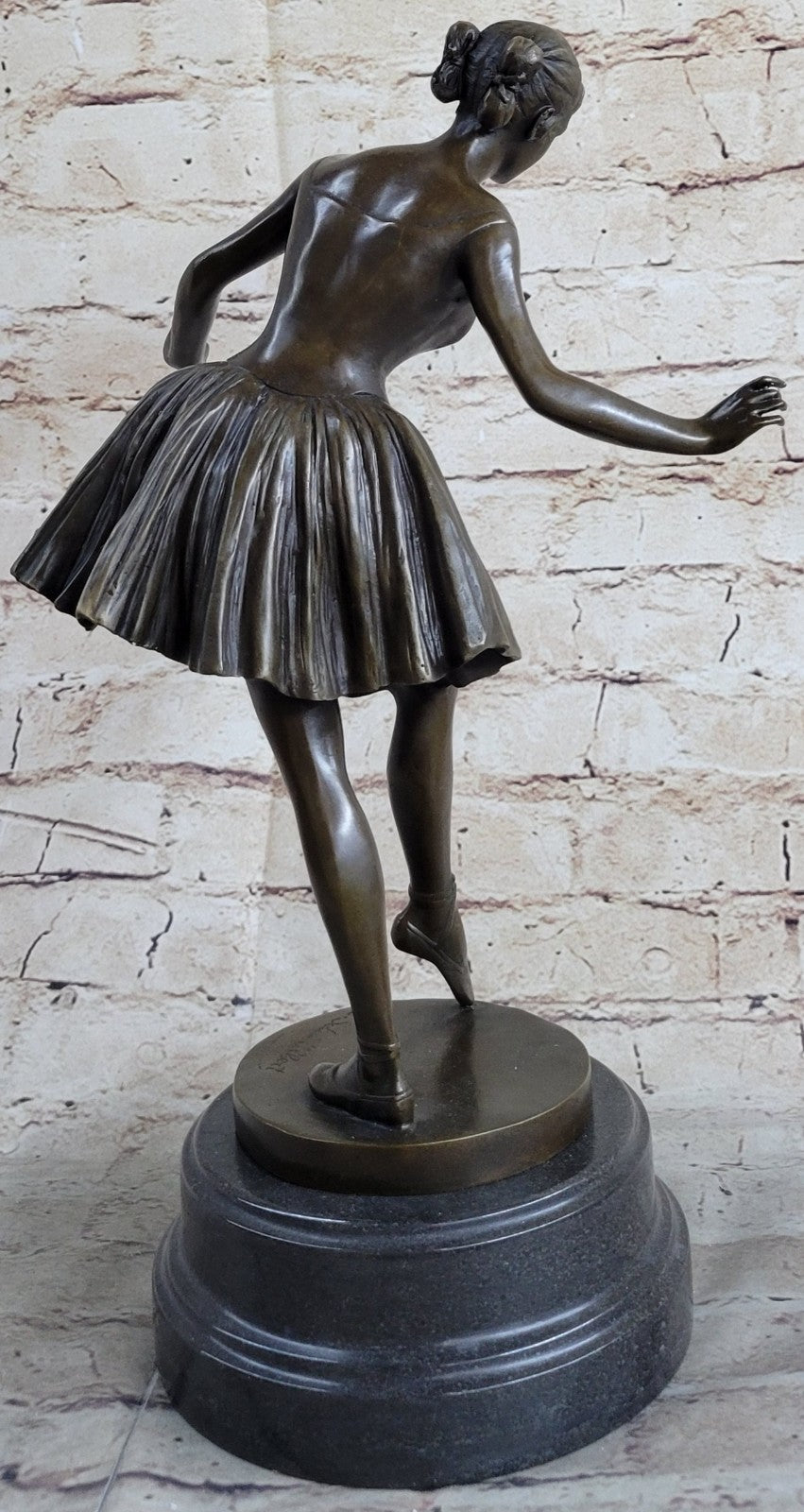 Statue en bronze style Art Déco danseuse au cerceau reproduction Colbert 39 cm