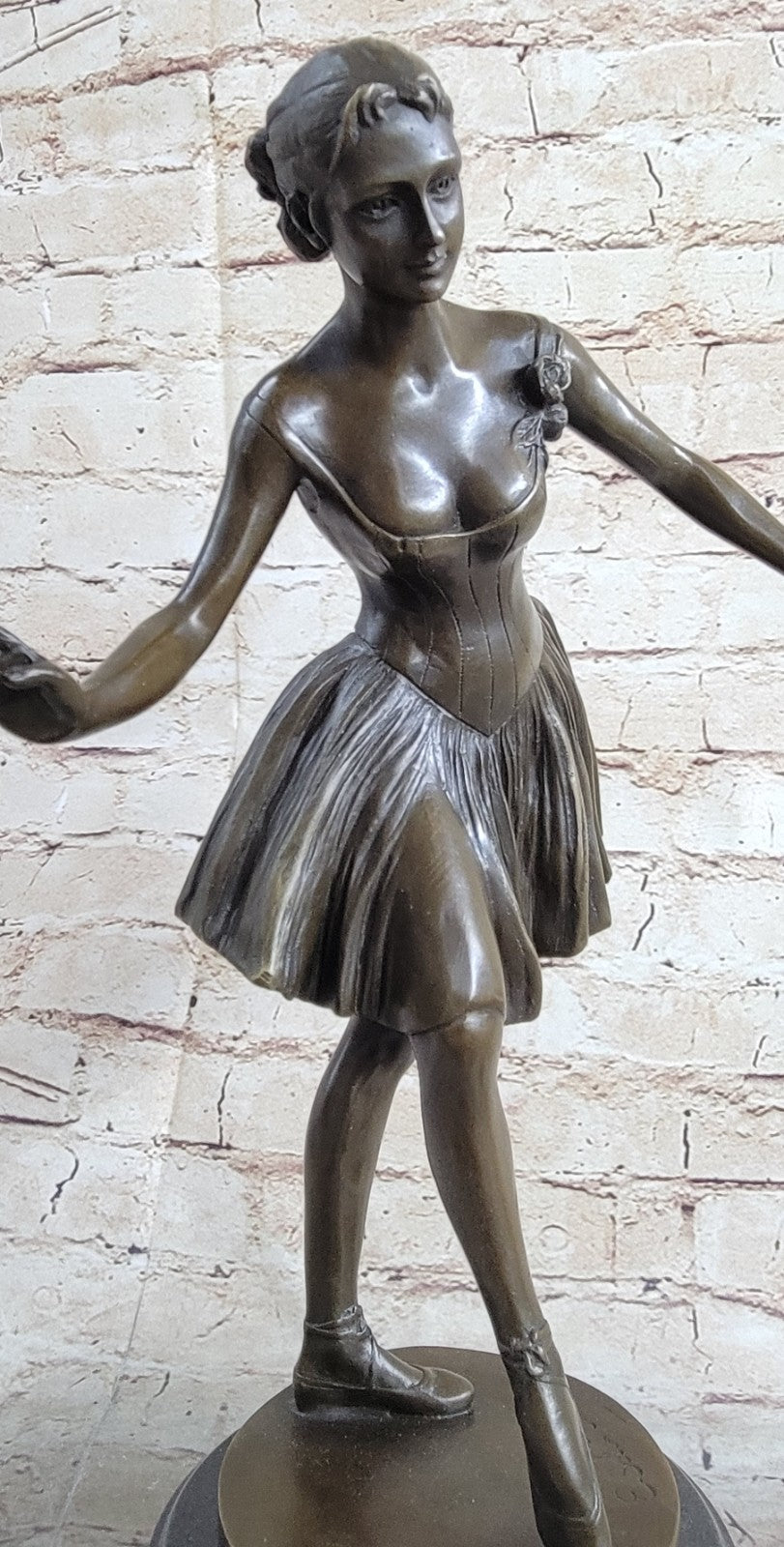 Statue en bronze style Art Déco danseuse au cerceau reproduction Colbert 39 cm