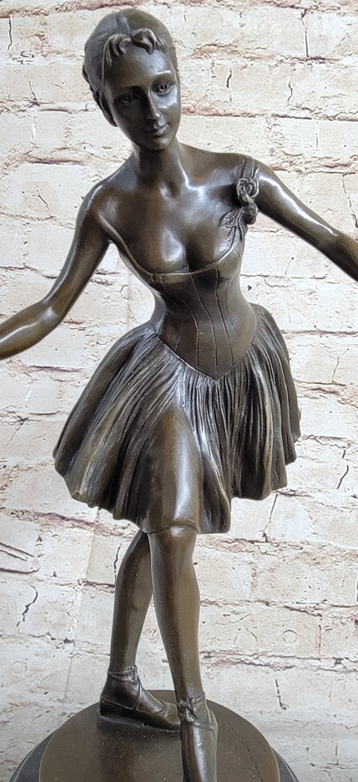 Statue en bronze style Art Déco danseuse au cerceau reproduction Colbert 39 cm