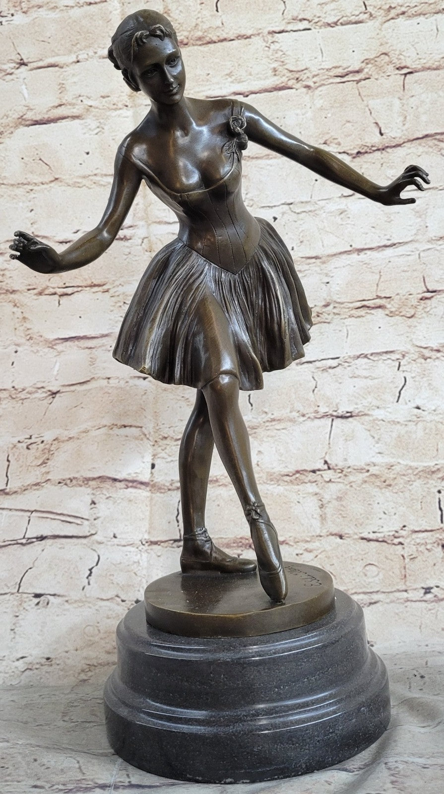 Statue en bronze style Art Déco danseuse au cerceau reproduction Colbert 39 cm