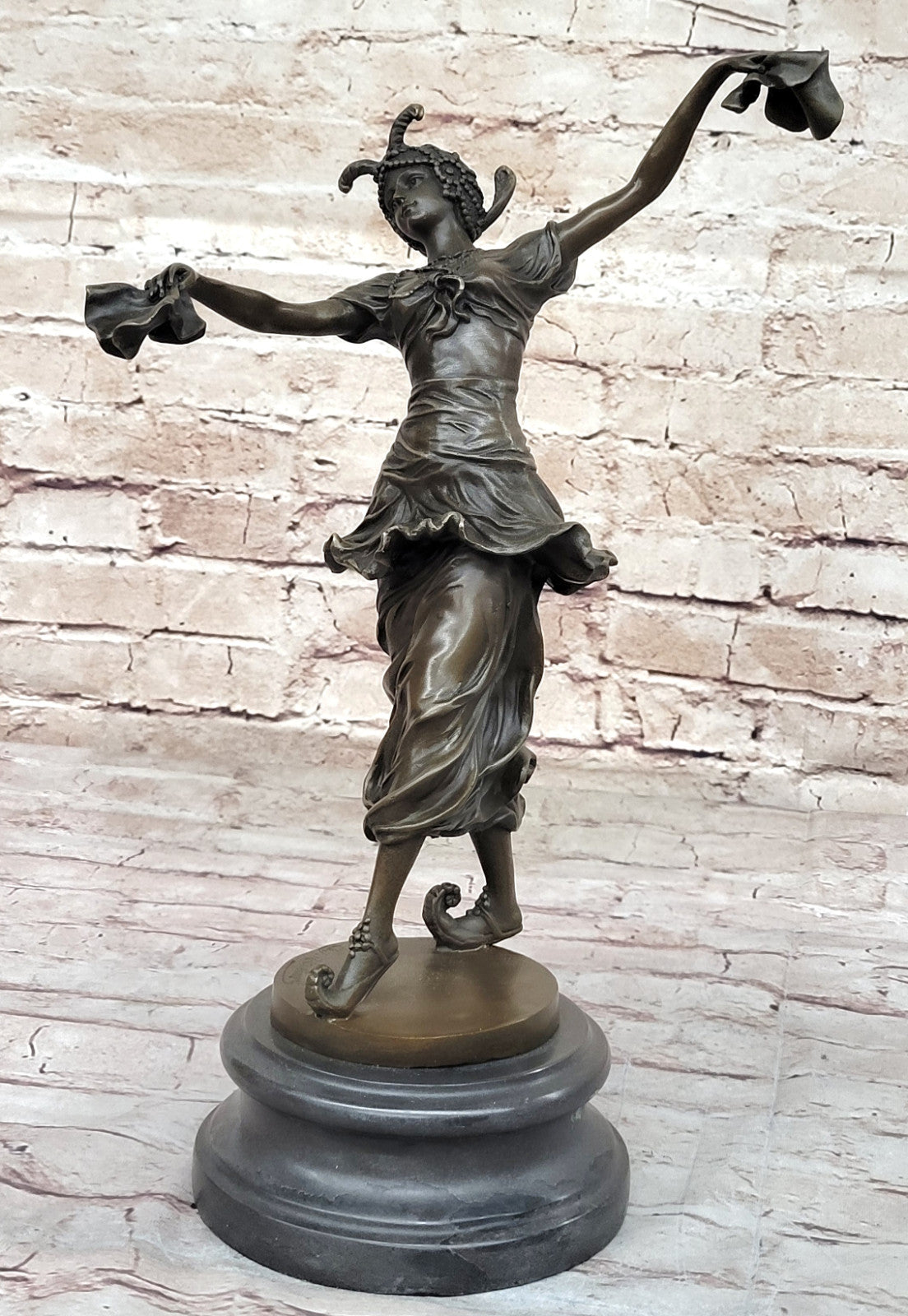 Fine Artwork Elegance: Turkish Dancer Bronze by CL. J R Colinet - Collector`s Piece