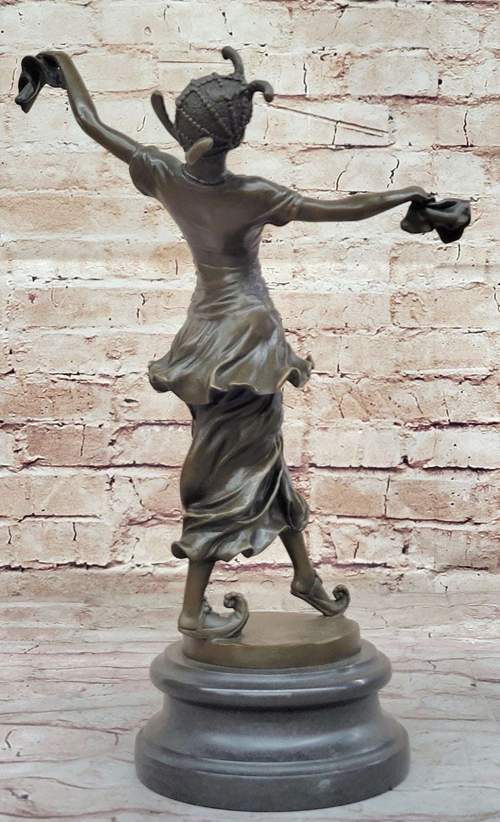 Fine Artwork Elegance: Turkish Dancer Bronze by CL. J R Colinet - Collector`s Piece