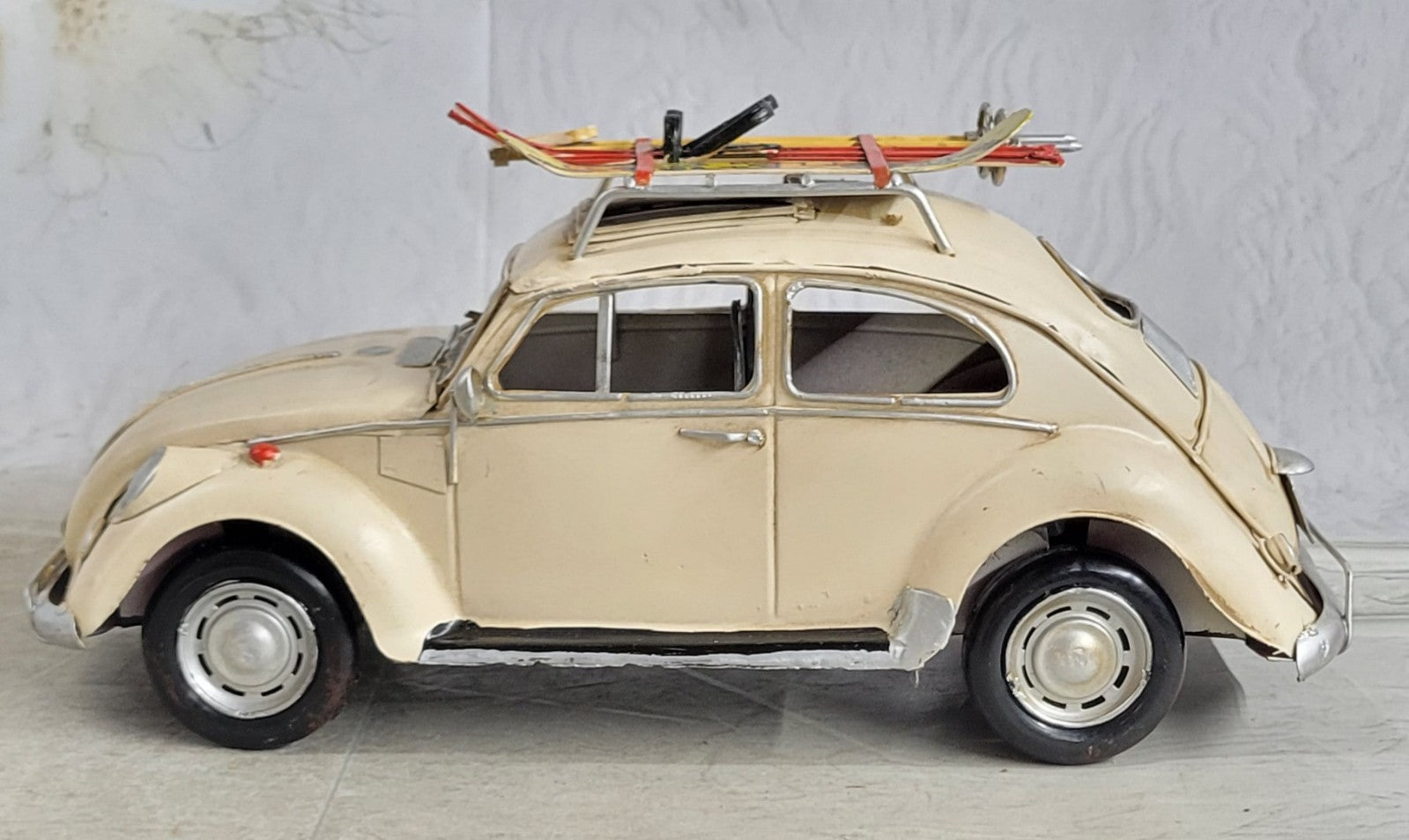 European Finery 1:12 Beige Stripe 1934 VW Beetle Bug Die Cast Model Vo