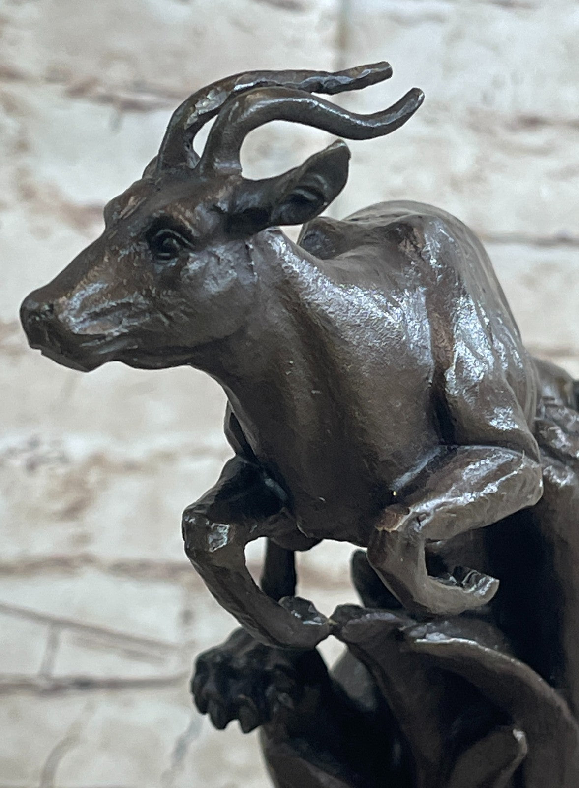 Confrontation between Mountain Lion and Gazelle Hot Cast Bronze Sculpture