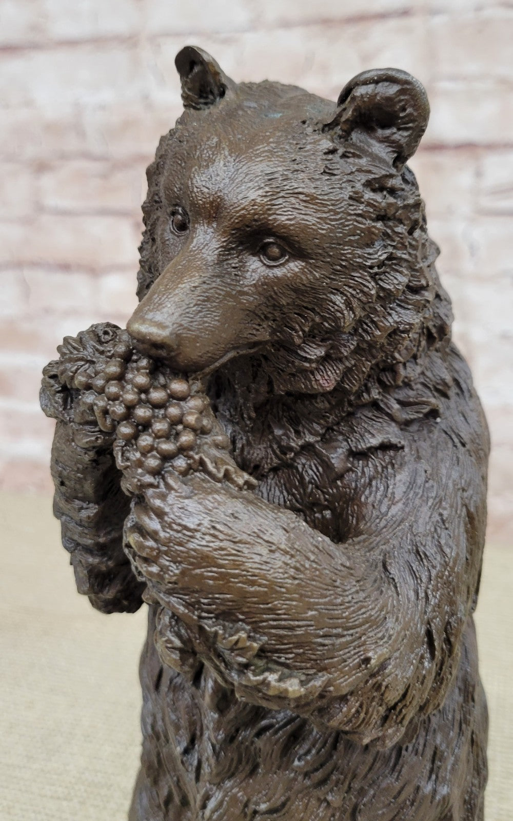 Kodiak Grizzly Bear Lodge Wildlife Lodge Artwork Bronze Statue Sculpture Figure