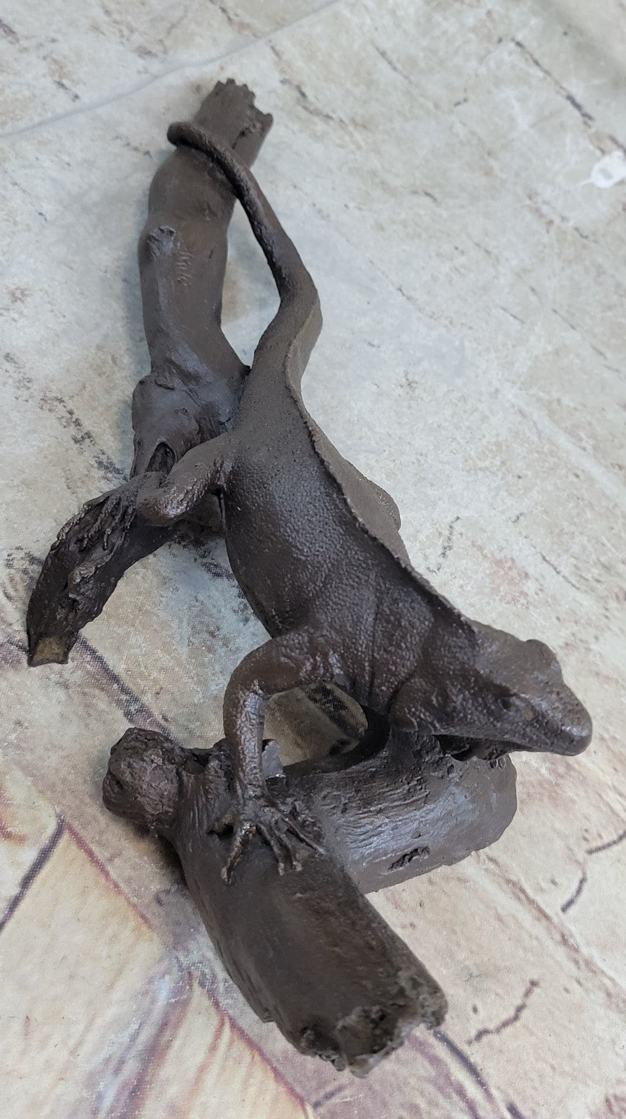 Solid bronze Sculpture komodo dragon Monitor varanidae Varanus Lizard Figure