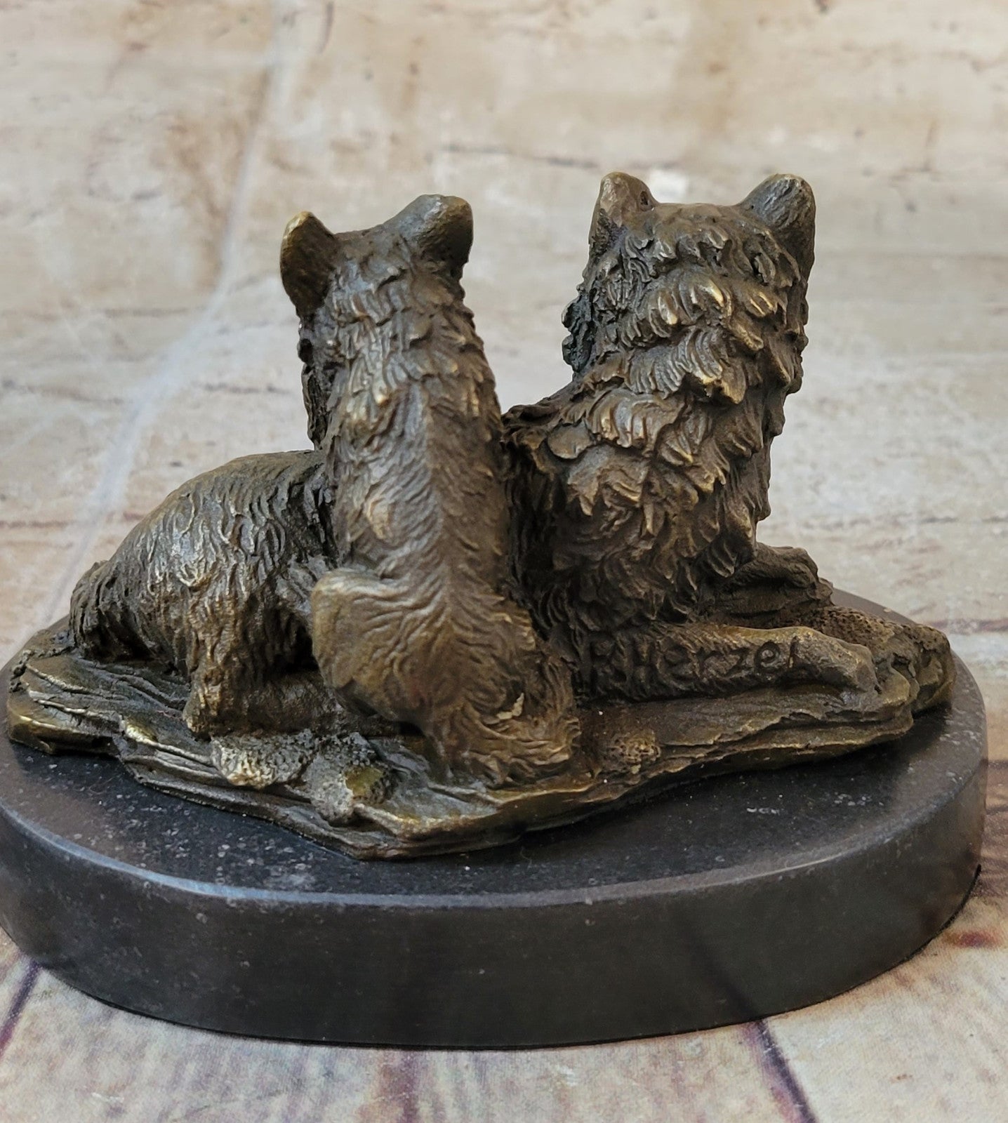 Handcrafted bronze sculpture SALE Garde Life Wild Bust Cub Wolf Marble Base Deco