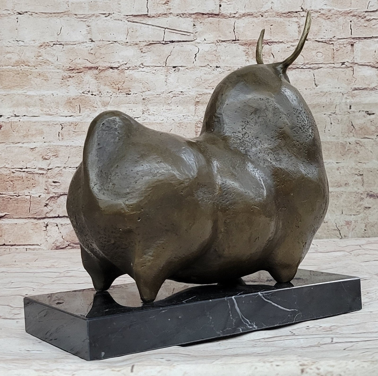 The Bull, Fernando Botero (Bronze Sculpture) Hot Cast Handcrafted Figurine Figur