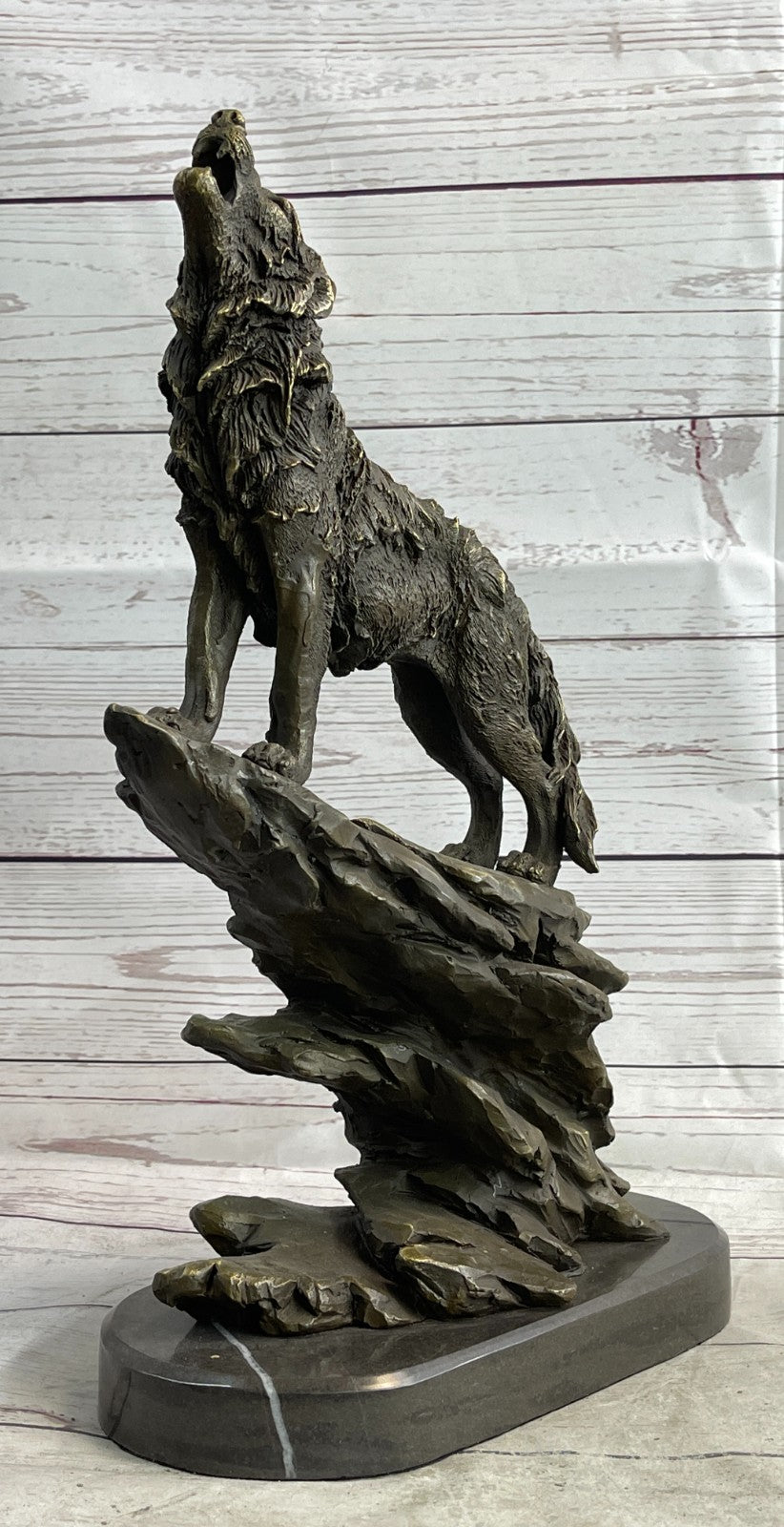 Hot Cast Bronze Wildlife Statue: Howling Wolf at Moon - Handcrafted by Bugatti