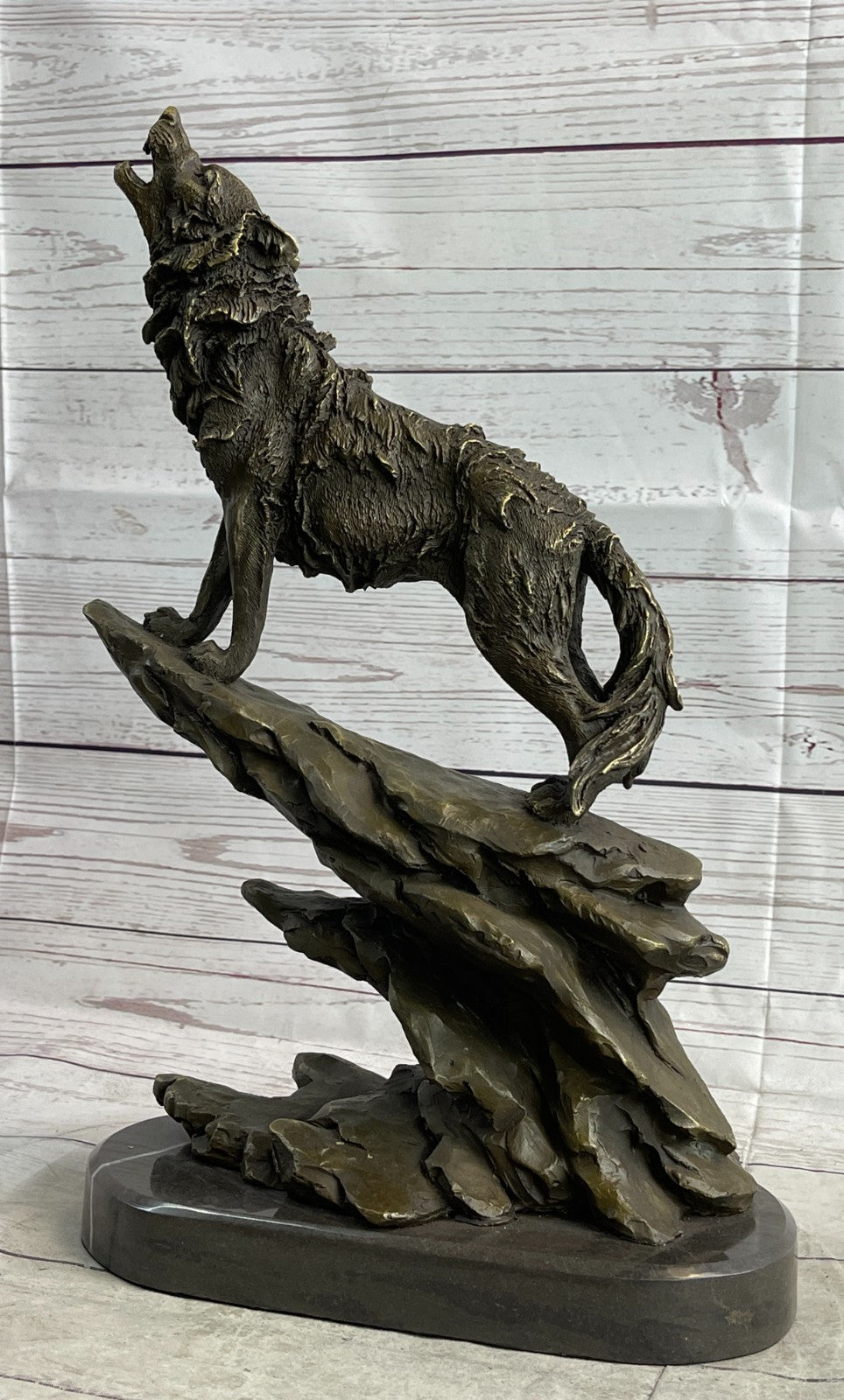 Hot Cast Bronze Wildlife Statue: Howling Wolf at Moon - Handcrafted by Bugatti