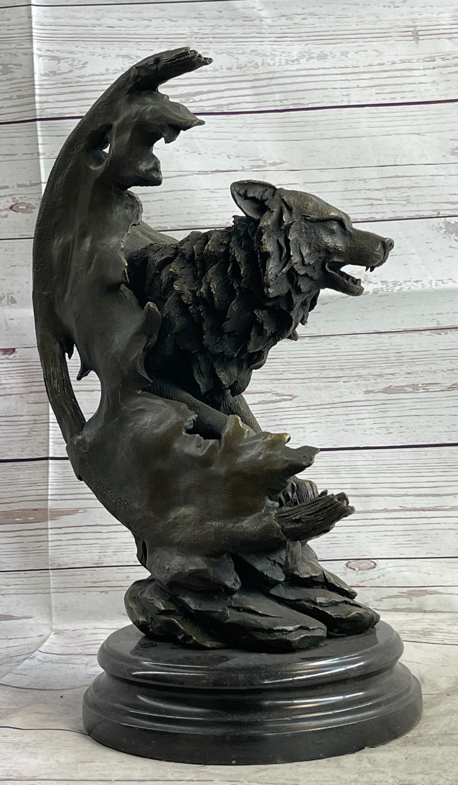 Bronze Sculpture Massive Howling Wolf With Crest Moon Home Decoration Decor Sale