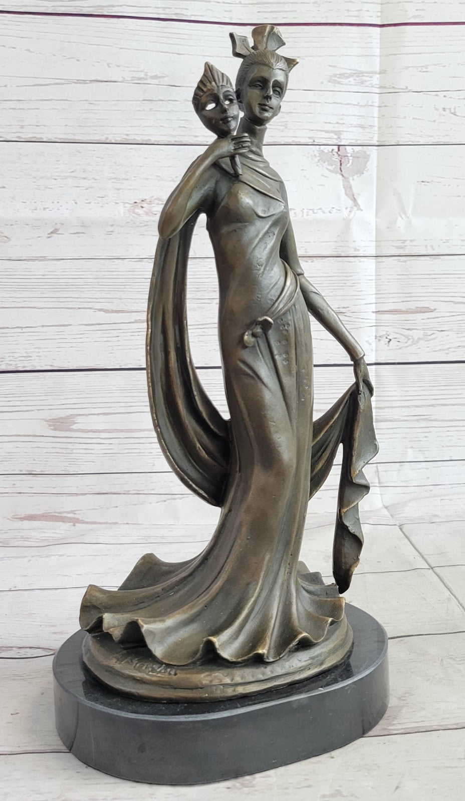 Handcrafted Art Deco High Fashion Classy Bronze Sculpture Figurine Sale