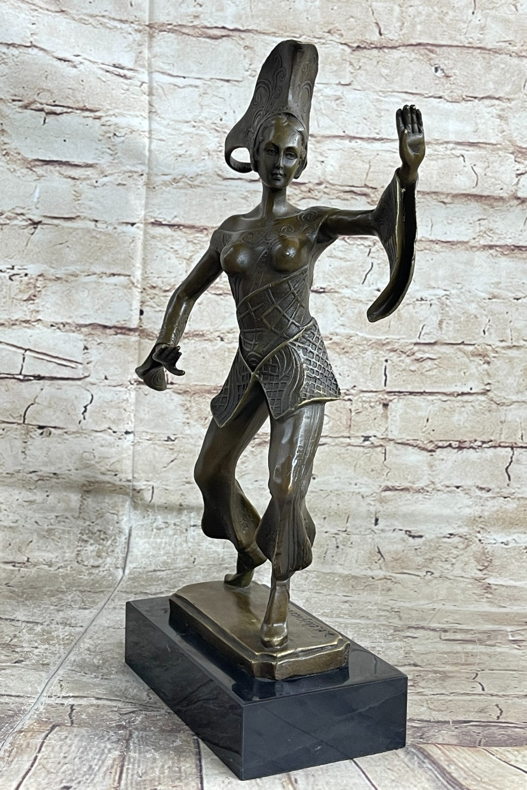 Handcrafted bronze sculpture SALE Dancer Deco Art D.H.Chiparus