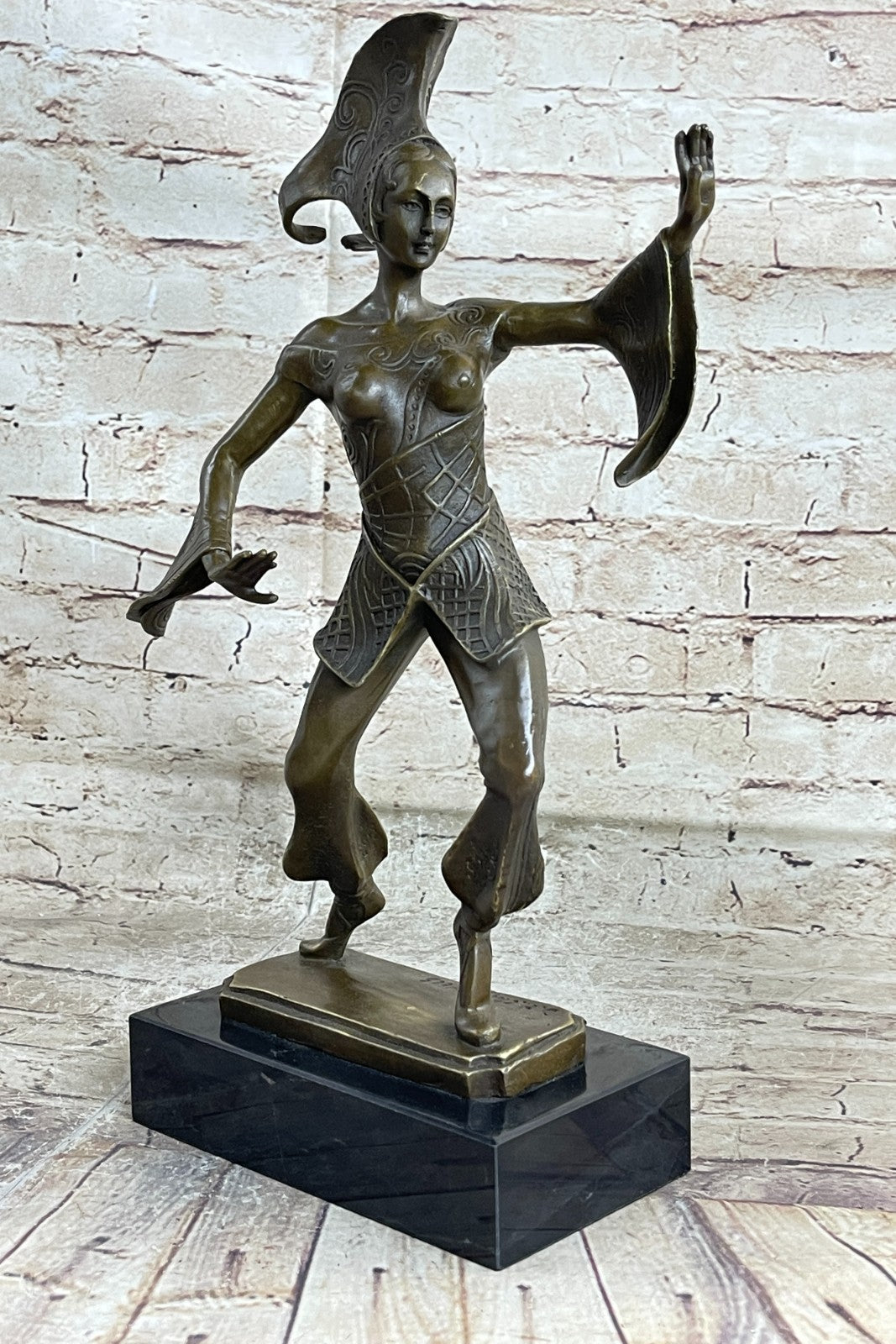 Handcrafted bronze sculpture SALE Dancer Deco Art D.H.Chiparus