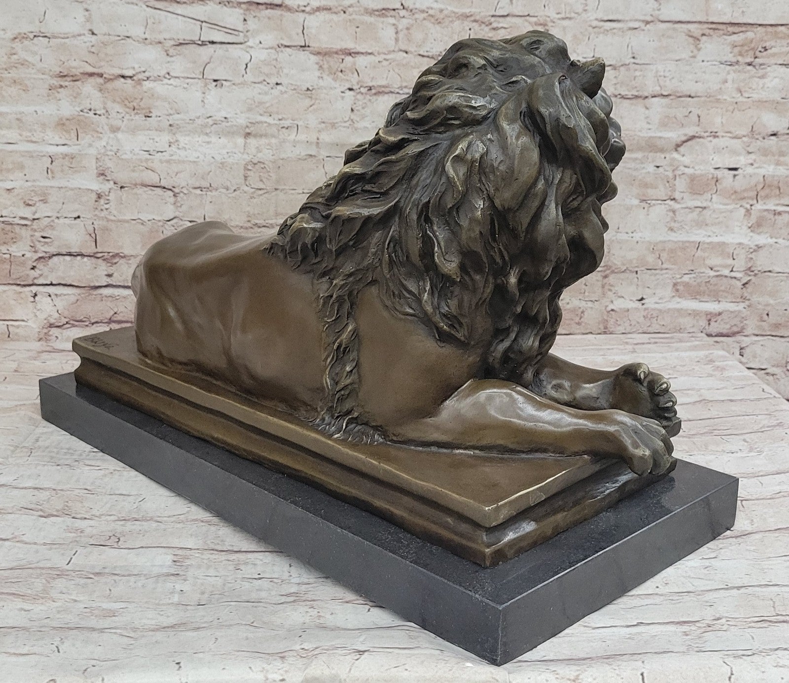 Exquisite Library Wildlife: Massive Lion Bronze Statue for Mantle Decor Hand Made