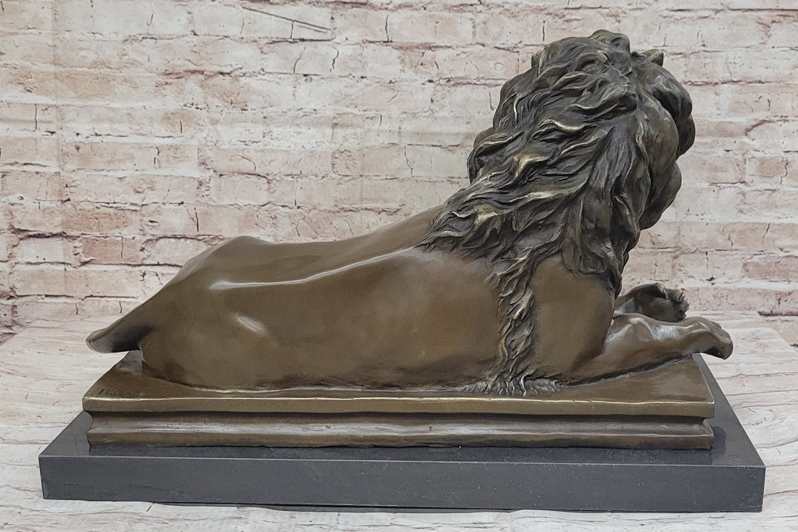 Exquisite Library Wildlife: Massive Lion Bronze Statue for Mantle Decor Hand Made